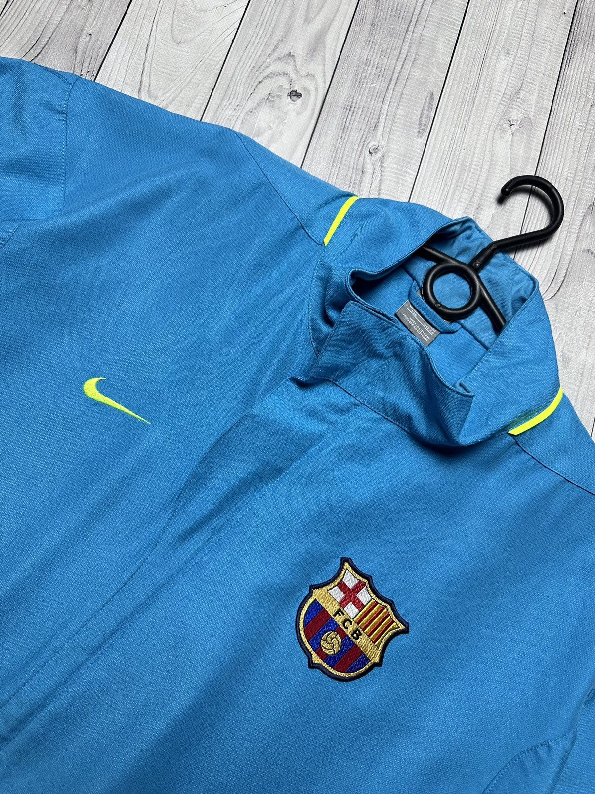 Nike × Vintage Vintage Nike Barcelona track jacket blue rare size XL Size US XL / EU 56 / 4 - 6 Thumbnail