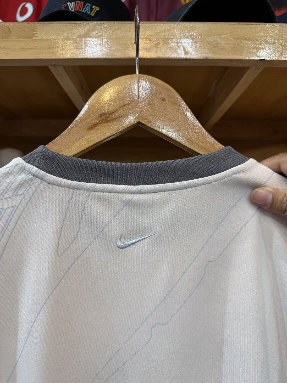 Nike Vintage Nike Air Max 360 Training Jersey Size US S / EU 44-46 / 1 - 4 Thumbnail