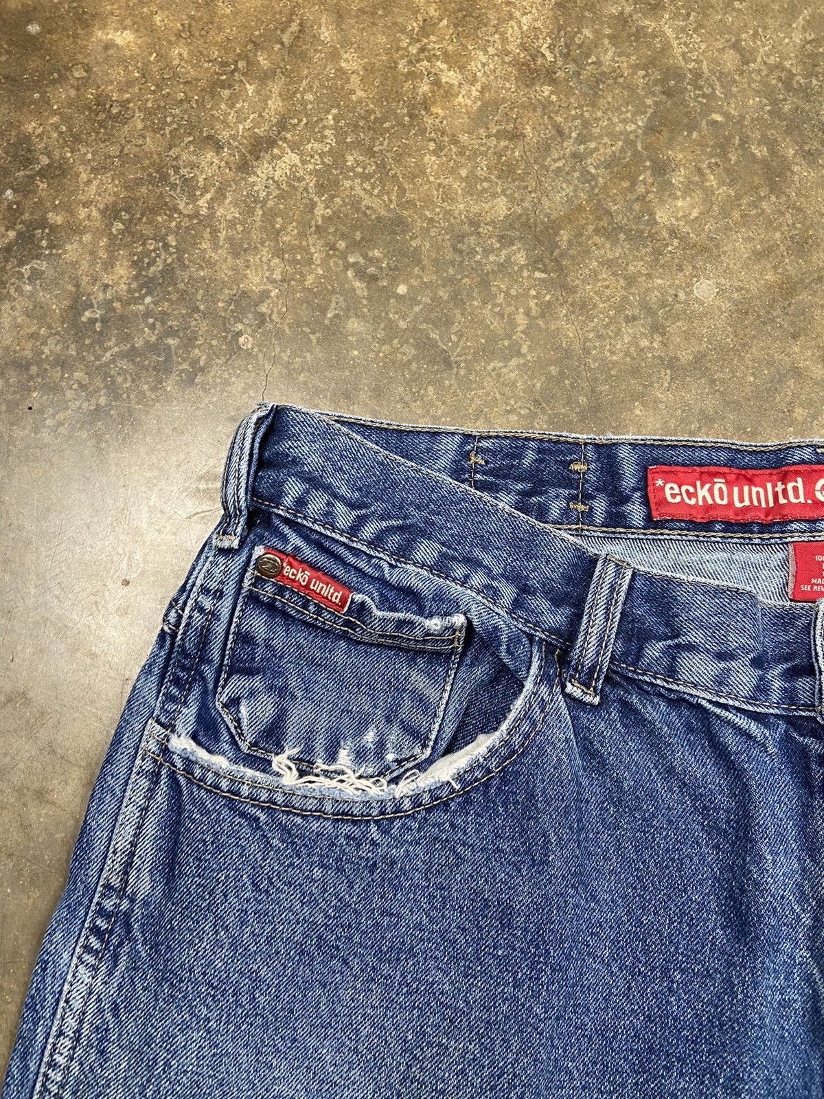 Ecko Unltd. Crazy Vintage Baggy Wide Loose Jnco Style Distressed Jeans Size US 36 / EU 52 - 4 Thumbnail