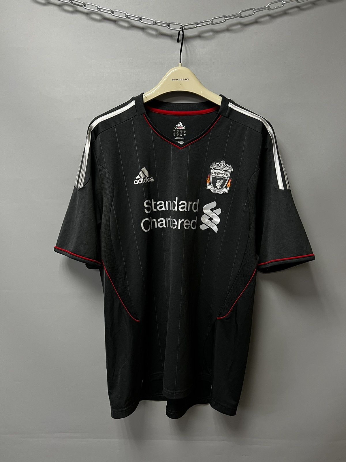 Adidas Vintage Adidas Liverpool #9 Jersey T Shirt Y2K Size US L / EU 52-54 / 3 - 1 Thumbnail