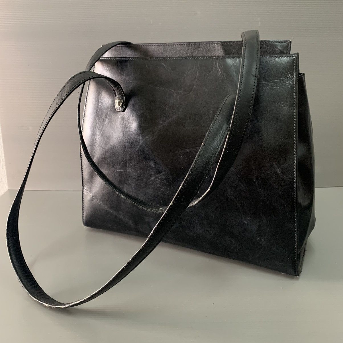 Versace Gianni Versace Black Shoulder Bag Size ONE SIZE - 2 Thumbnail
