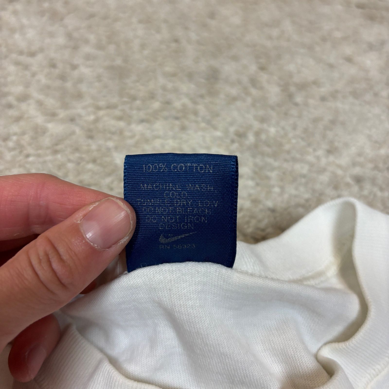 Nike VTG 80s Nike John McEnroe Tennis Crest T Shirt Men's Large Size US L / EU 52-54 / 3 - 8 Thumbnail