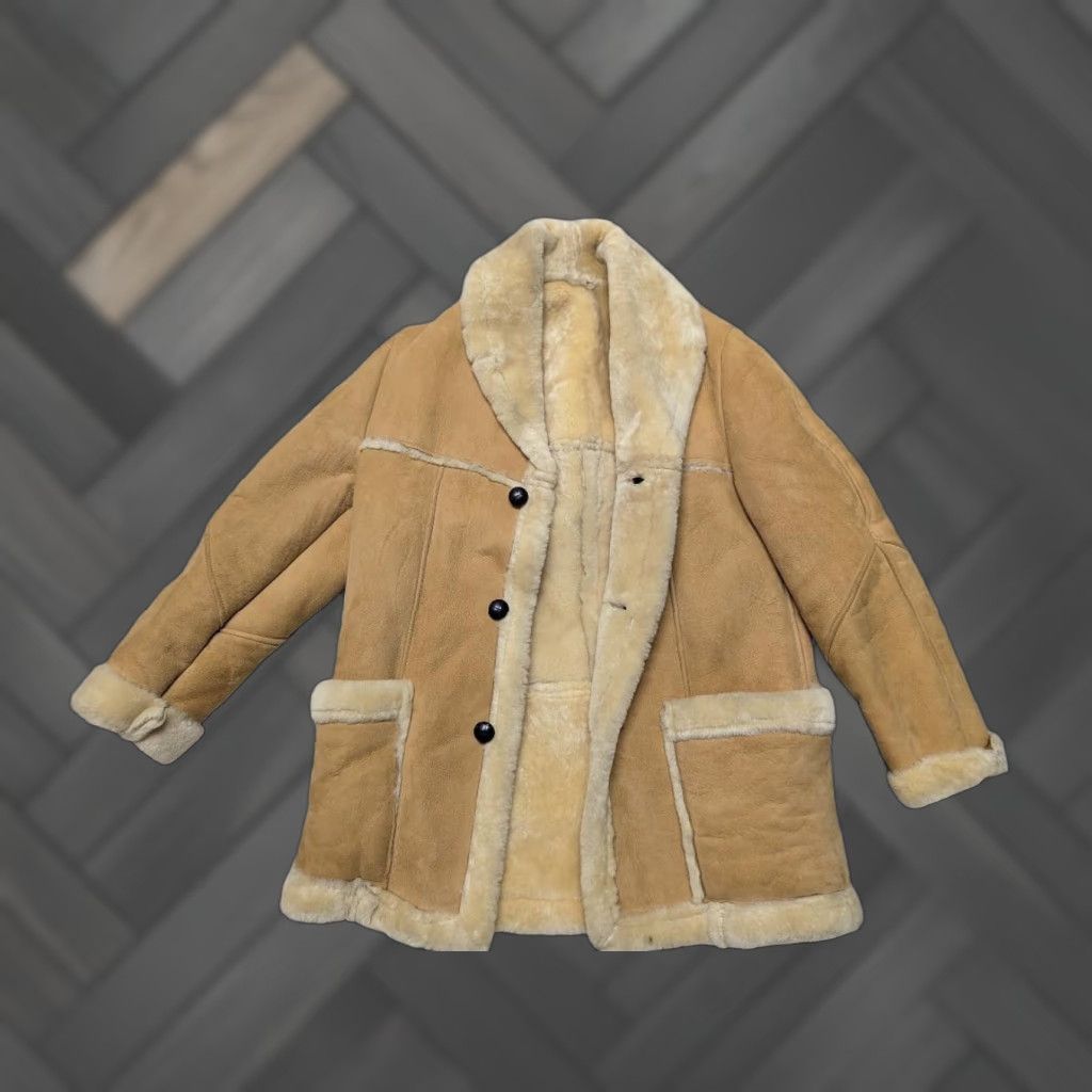 Vintage VINTAGE shearling coat western rancher coat jacket MEN M Brown leather sheepskin wool pile lined 40 chest 33 length 21 hem 19 shoulders 24.5 arm 40 Size US M / EU 48-50 / 2 - 1 Thumbnail