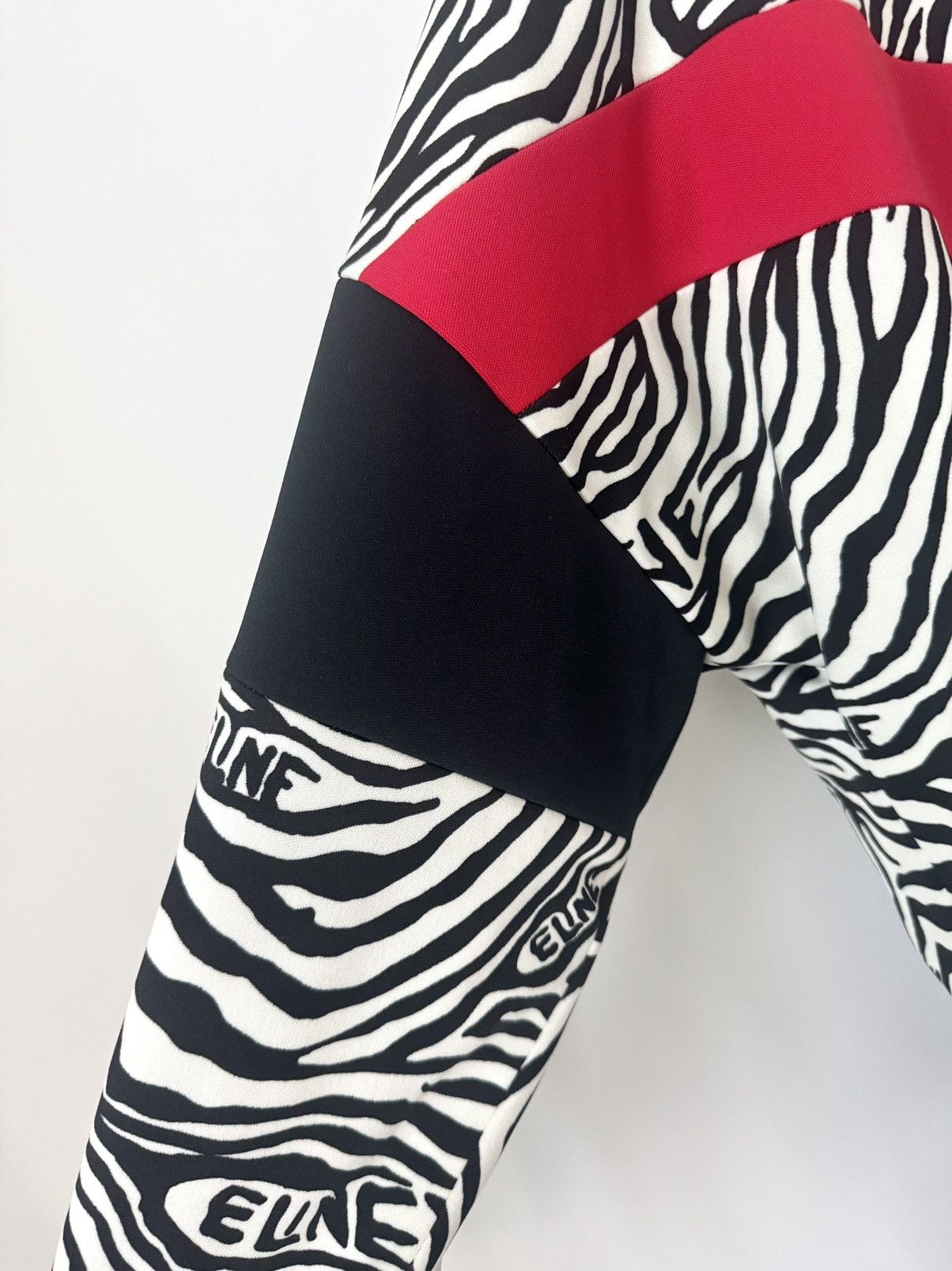 Celine Celine Animal Print Tracksuit Jacket Zebra/Black/Red Size L Size US L / EU 52-54 / 3 - 3 Thumbnail
