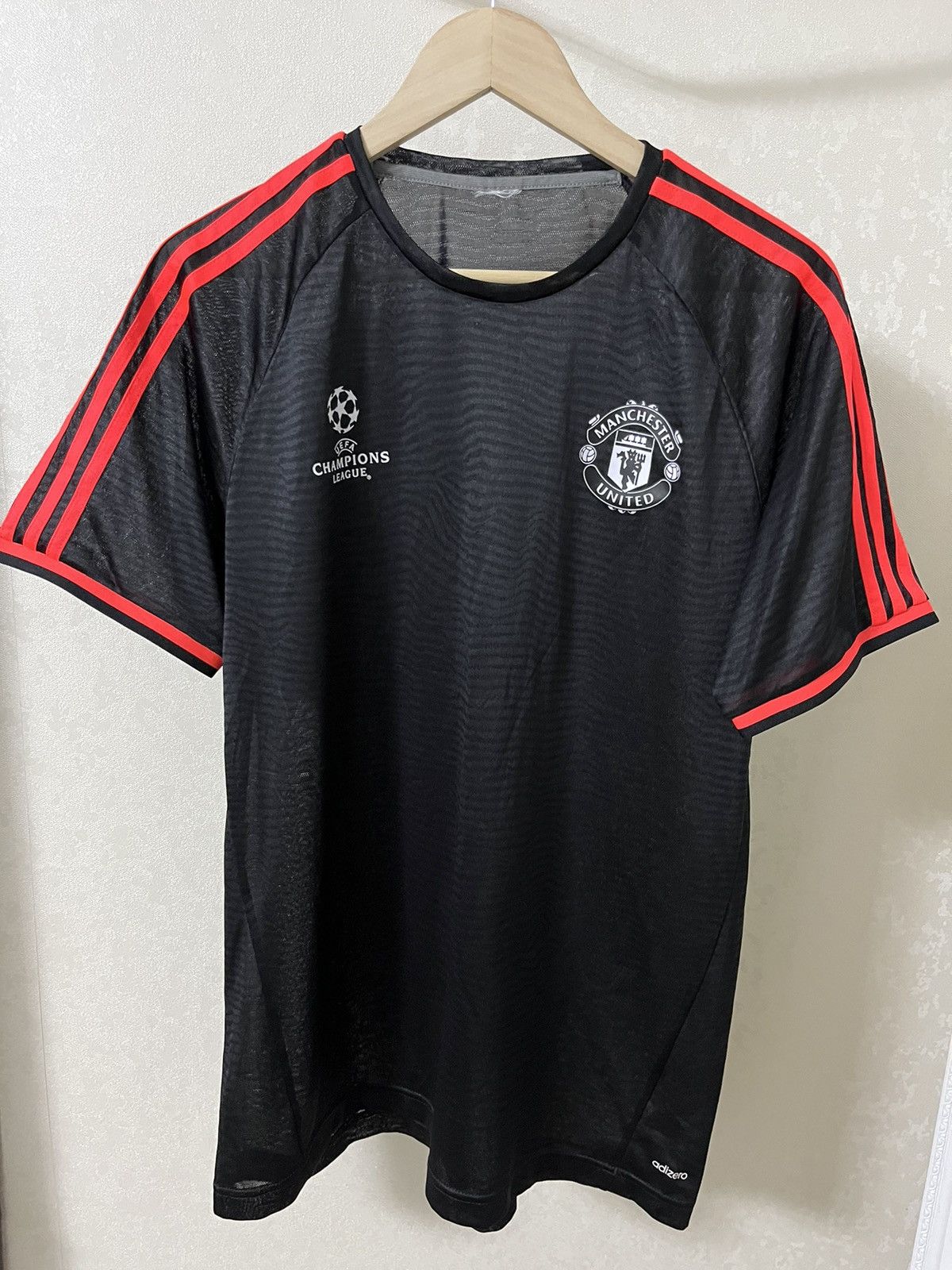 Adidas Adidas Manchester United Vintage UCL Training Jersey Size US M / EU 48-50 / 2 - 1 Thumbnail