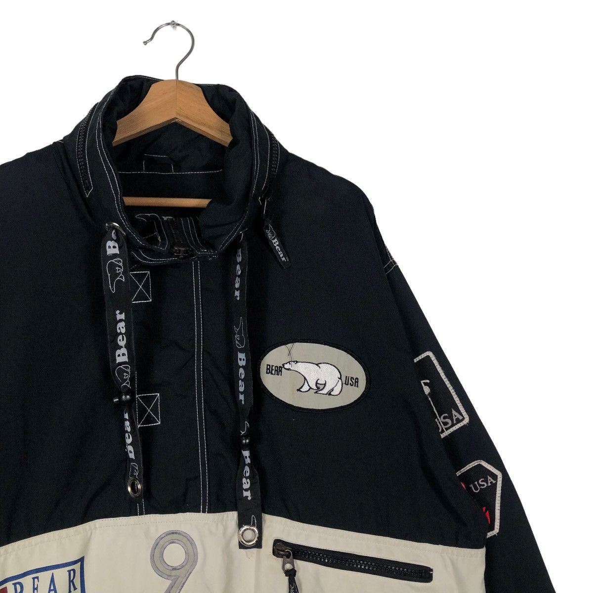 Japanese Brand 🔥90’s Oversized Ski Jacket Bear Hunting Survival Design Size US L / EU 52-54 / 3 - 5 Thumbnail