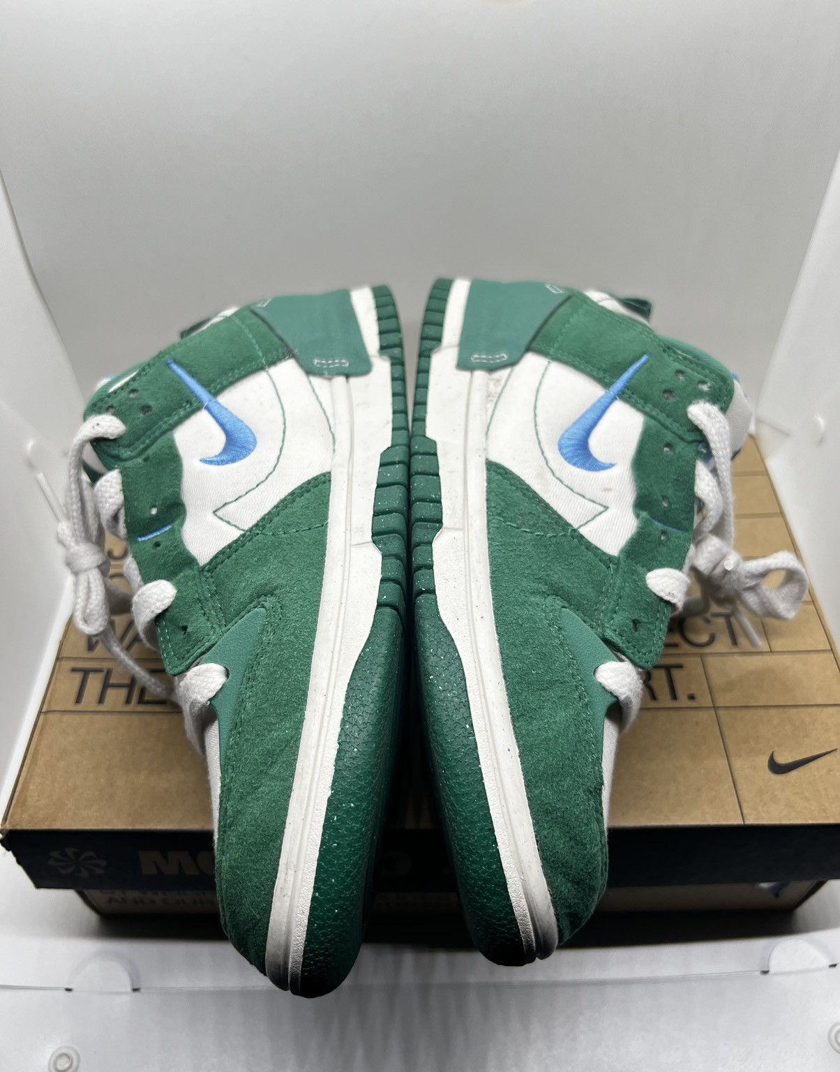 Nike Wmns Nike Dunk Low Disrupt 2 Malachite Size US 8.5 / IT 38.5 - 7 Thumbnail