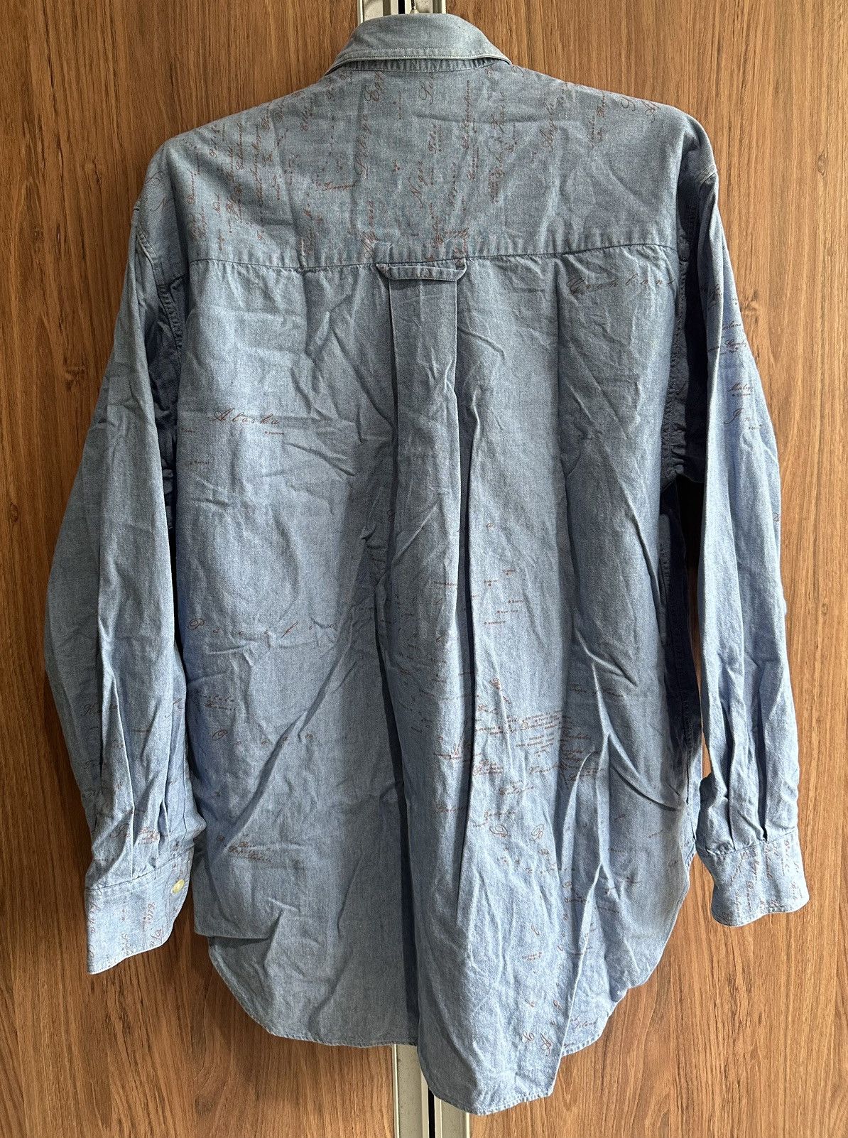 Alviero Martini ALVIERO MARTINI 1’CLASSE PRIMA CLASSE CHAMBRAY SHIRT Size US S / EU 44-46 / 1 - 2 Thumbnail