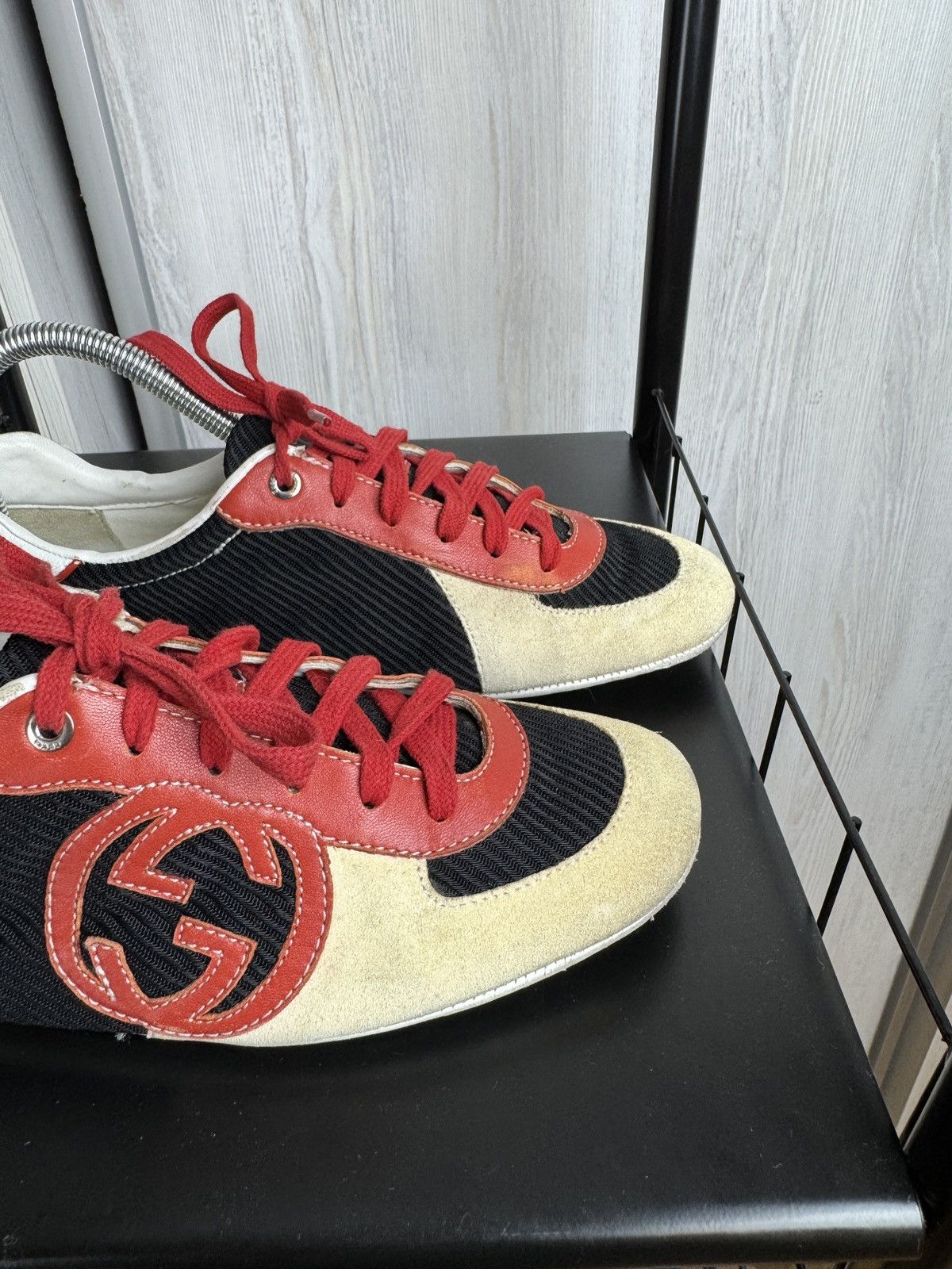 Gucci VINTAGE GUCCI LOGO LEATHER TRAINERS SNEAKERS coloured 190777 Size US 7.5 / IT 37.5 - 5 Thumbnail