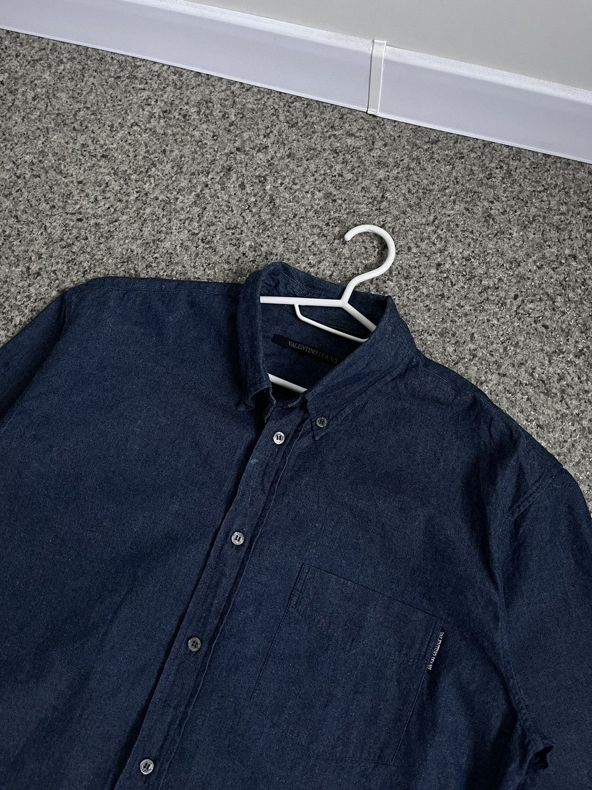 Valentino Valentino jeans denim shirt L Size US L / EU 52-54 / 3 - 2 Thumbnail