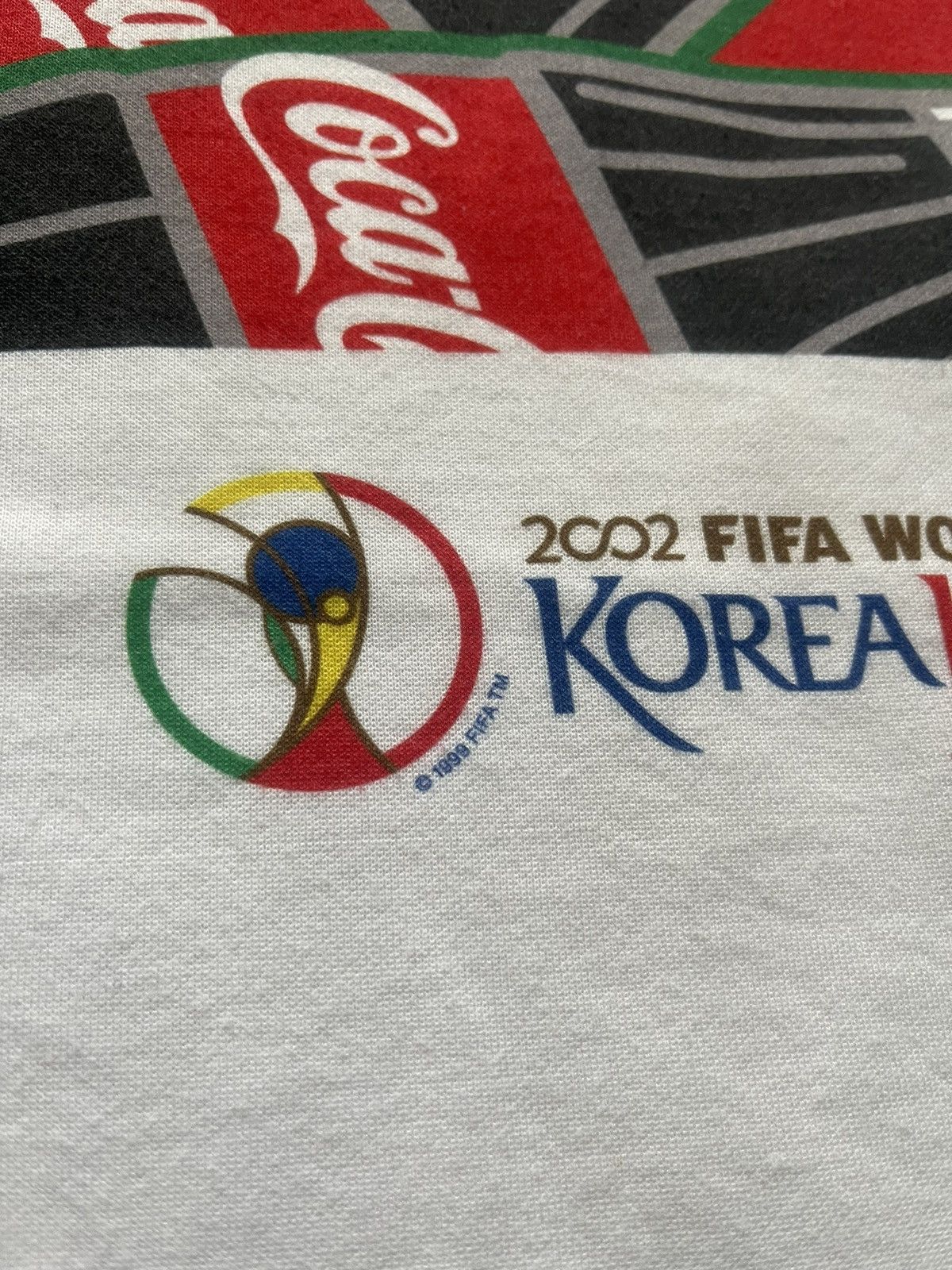 Coca Cola VINTAGE KOREA JAPAN FIFA WORLD CUP TEE Size US M / EU 48-50 / 2 - 3 Thumbnail