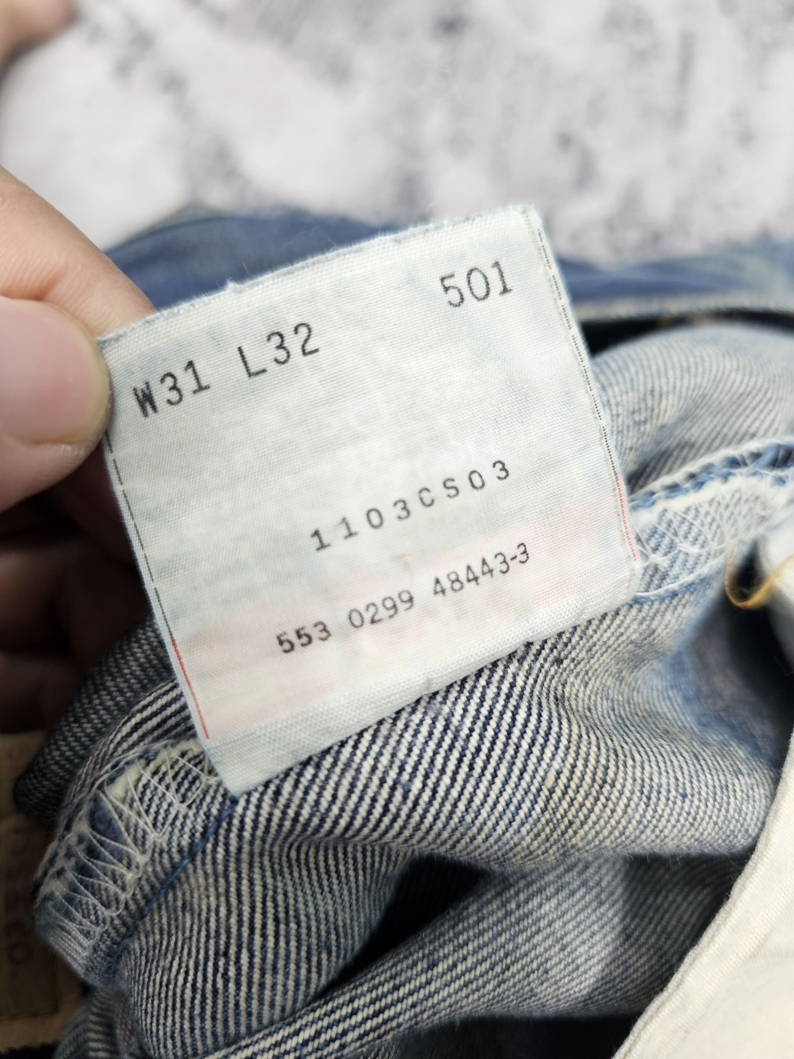 Levi's Vintage Clothing Vtg 90'S LEVIS 501 Distressed Stone Wash Blue Jeans L0521 Size US 31 - 16 Thumbnail