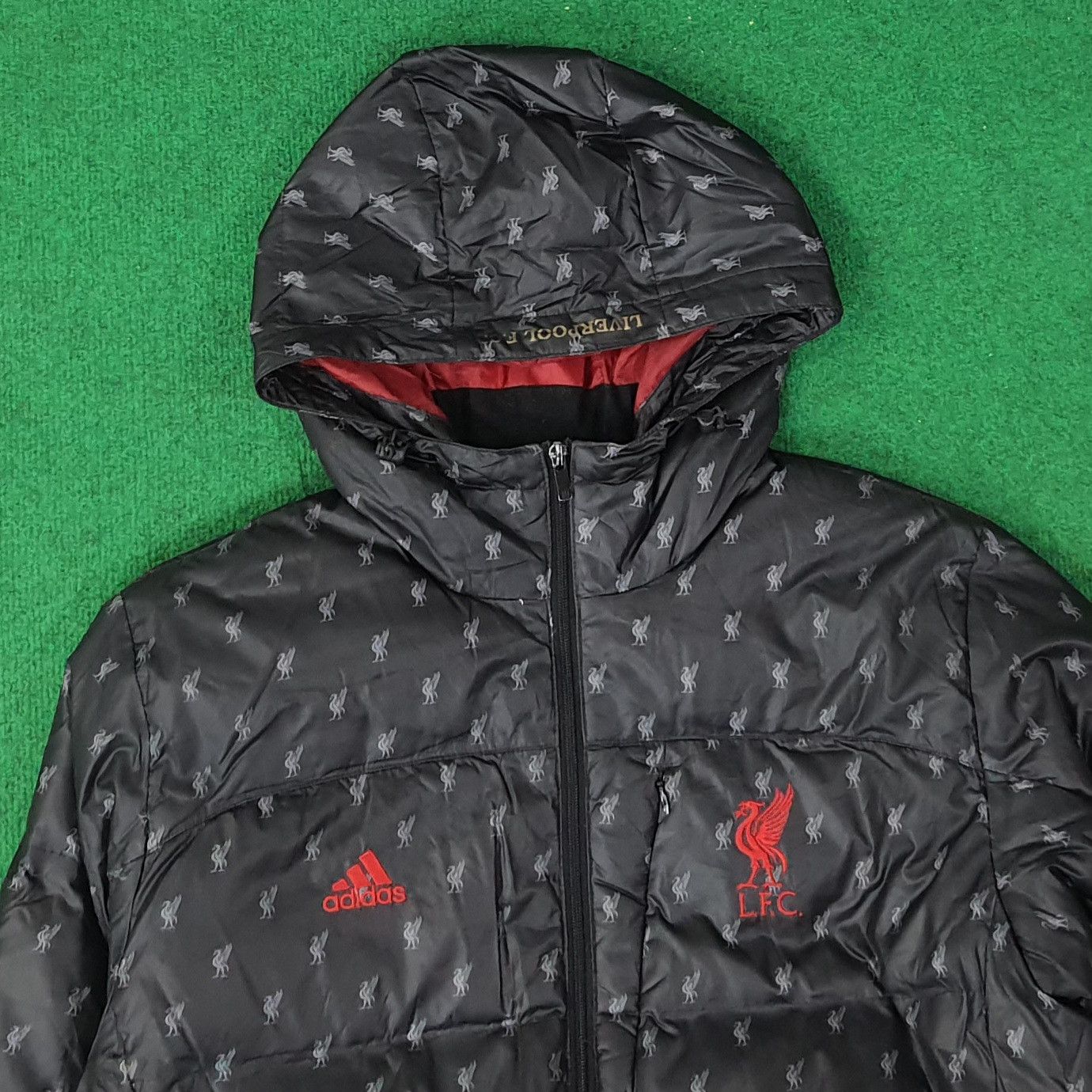 Adidas Vintage Adidas Liverpool F.C Puffer Jacket C262N5 Size US L / EU 52-54 / 3 - 2 Thumbnail