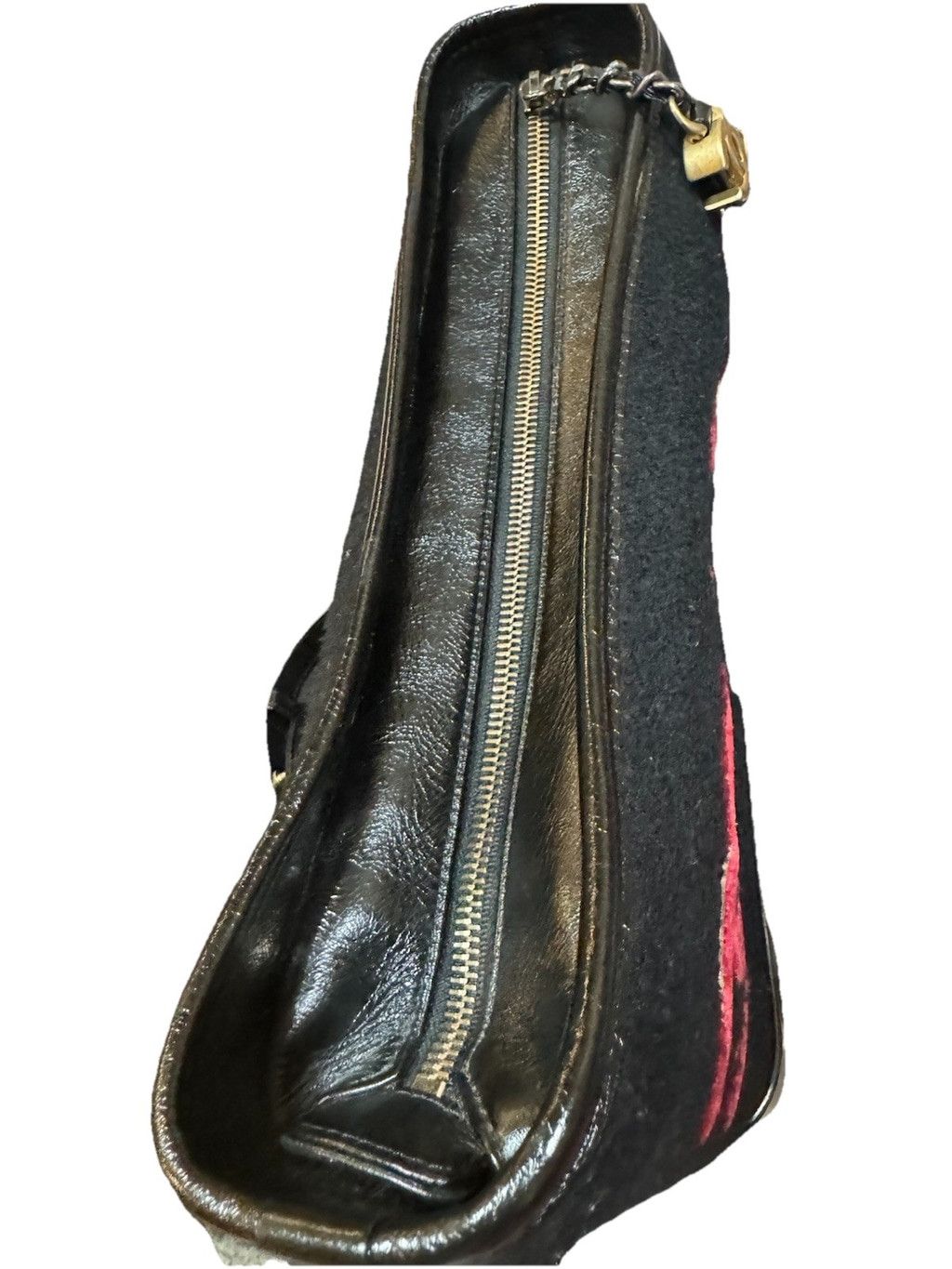 Chanel Chanel Calfskin Wool Embroidered Paris Hamburg Gabrielle Size ONE SIZE - 8 Thumbnail