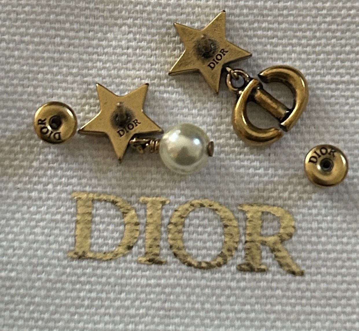 Dior DIOR LUCKY CHARMS STUD EARRINGS Antique Gold-Finish Metal Size ONE SIZE - 5 Thumbnail