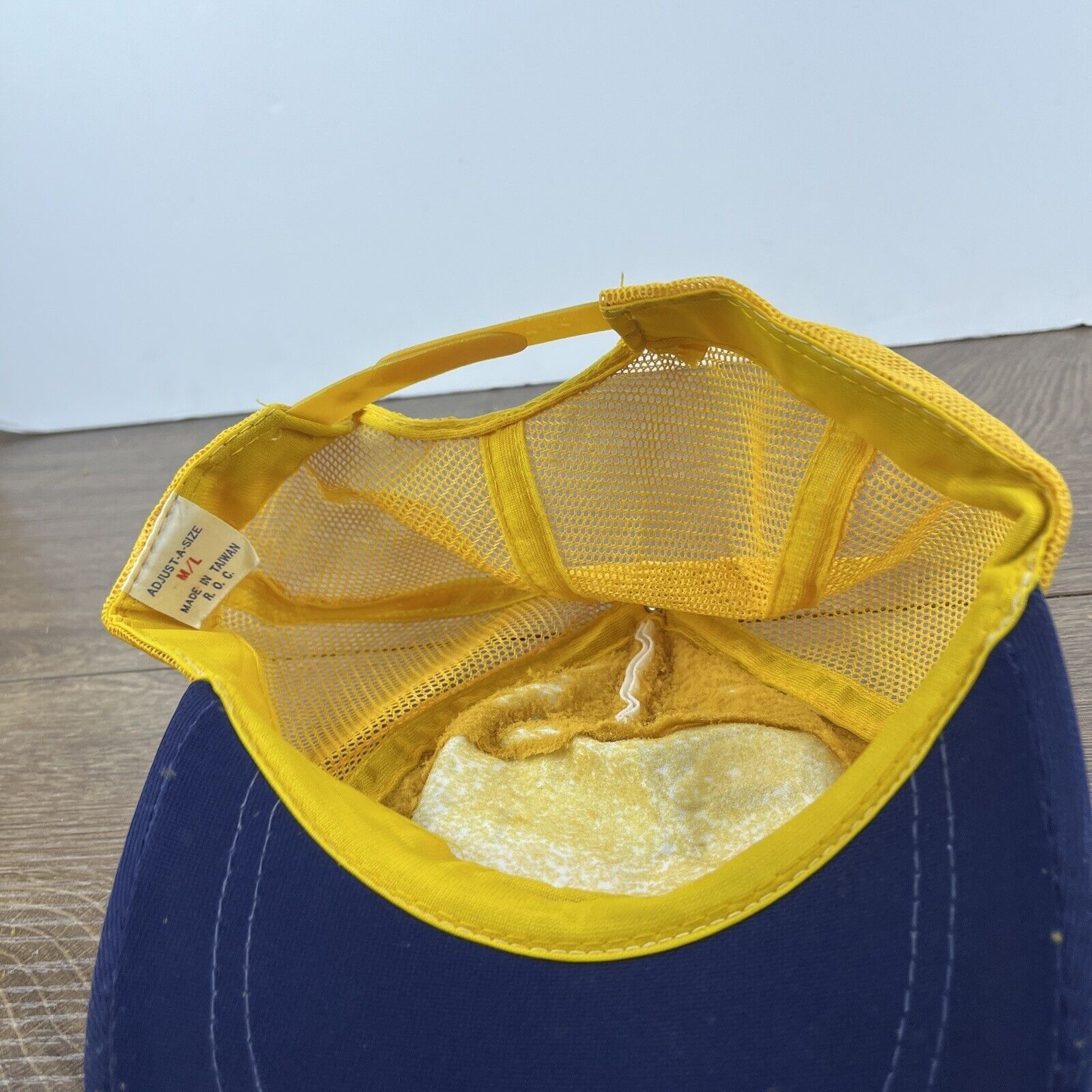 Other Never Give a Sucker an Even Break Yellow Hat Adjustable Adul Size ONE SIZE - 14 Thumbnail