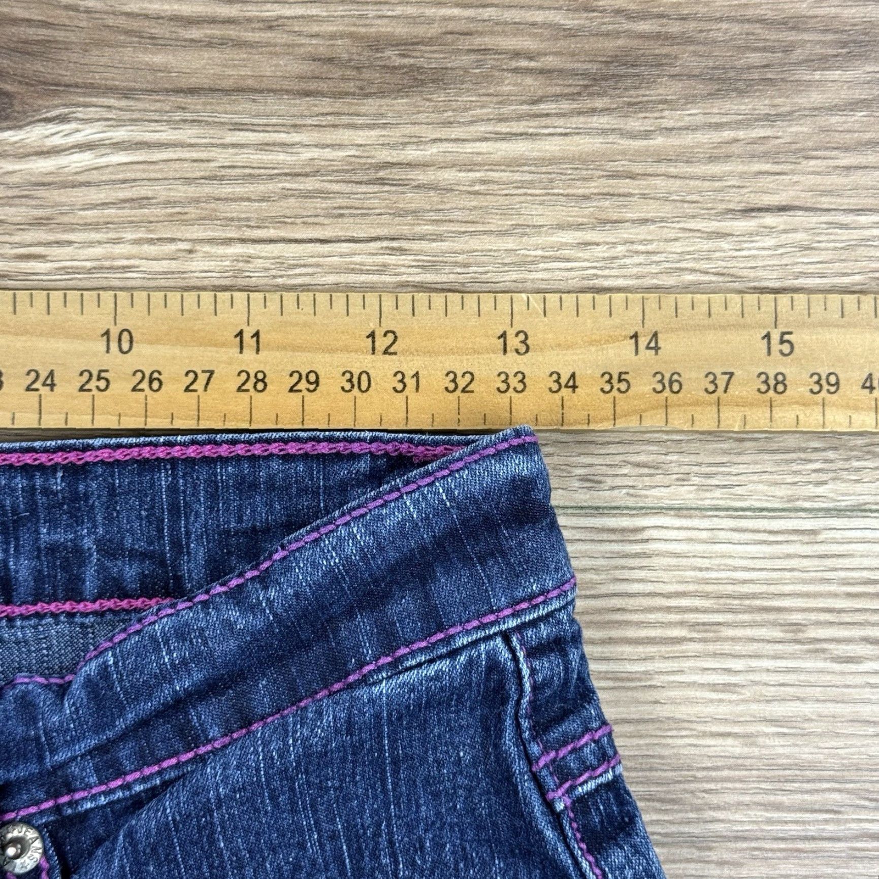 Vintage Lazer Jeans Flared Jeans Women Juniors Size 5 Pink Stretch Dark Wash 28in Inseam Womens Size 27" / US 4 / IT 40 - 4 Thumbnail