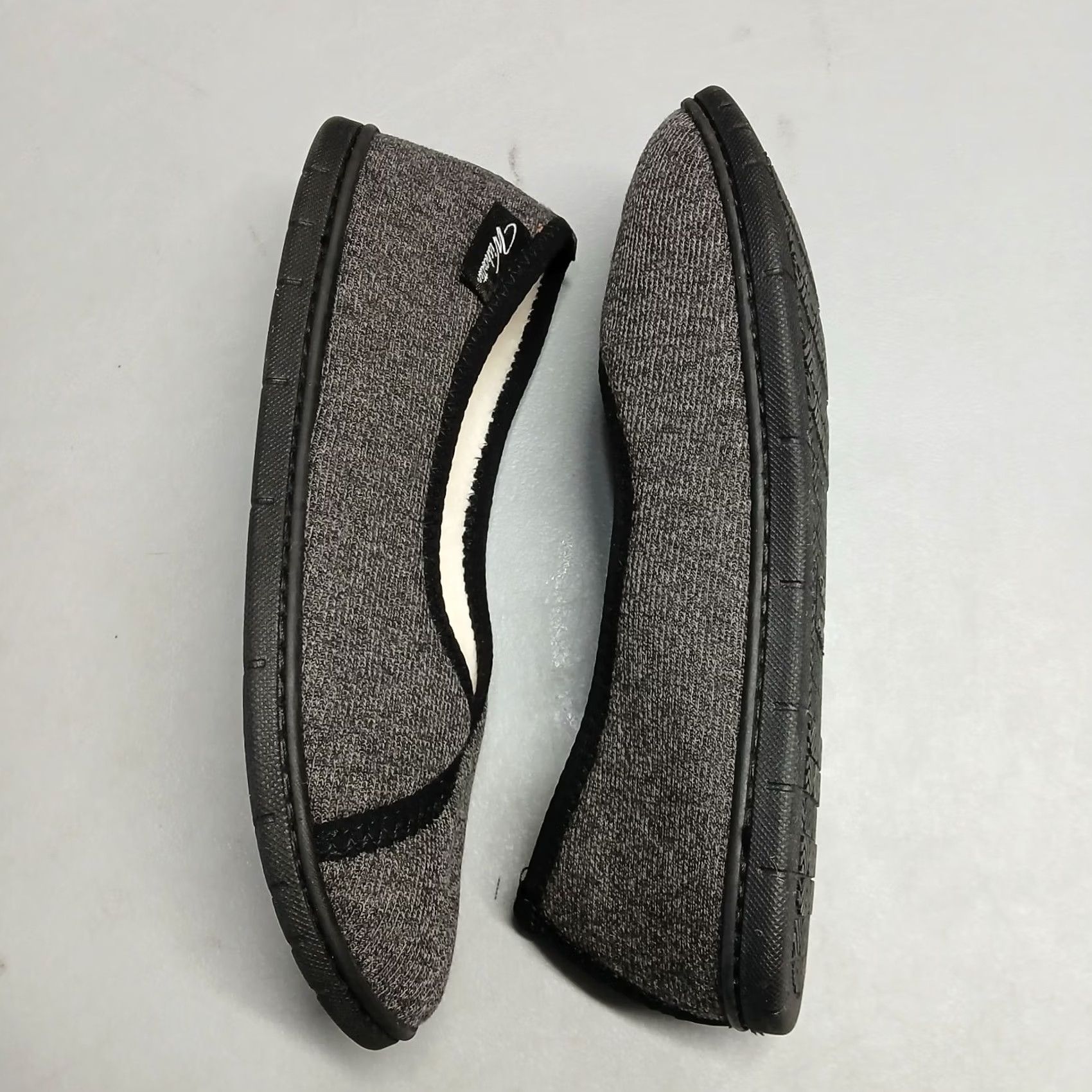 Vintage Wishcotton Womens Size 8 Slippers Black Gray Casual Knit Slip-On Comfort Shoes Size ONE SIZE - 2 Thumbnail