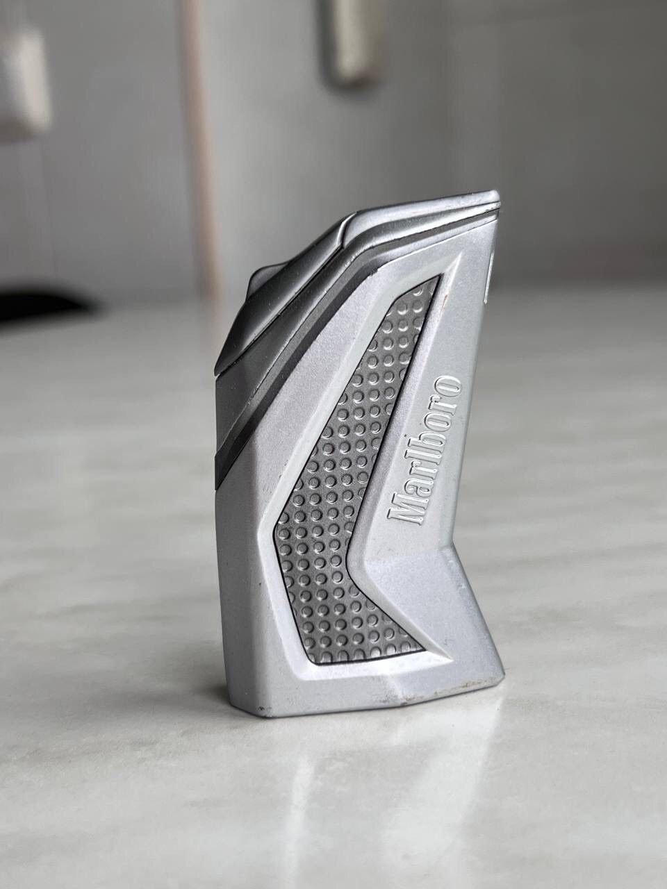 Japanese Brand × Marlboro × Vintage Y2K ASYMMETRICAL MARLBORO FUTURISTIC METAL PUNK LIGHTER Size ONE SIZE - 2 Thumbnail