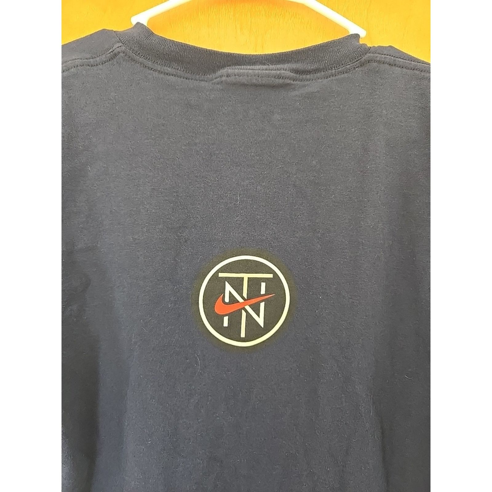 Nike Vintage 90s Nike Town USA T-shirt SIZE MEDIUM NAVY BLUE Size US M / EU 48-50 / 2 - 5 Thumbnail