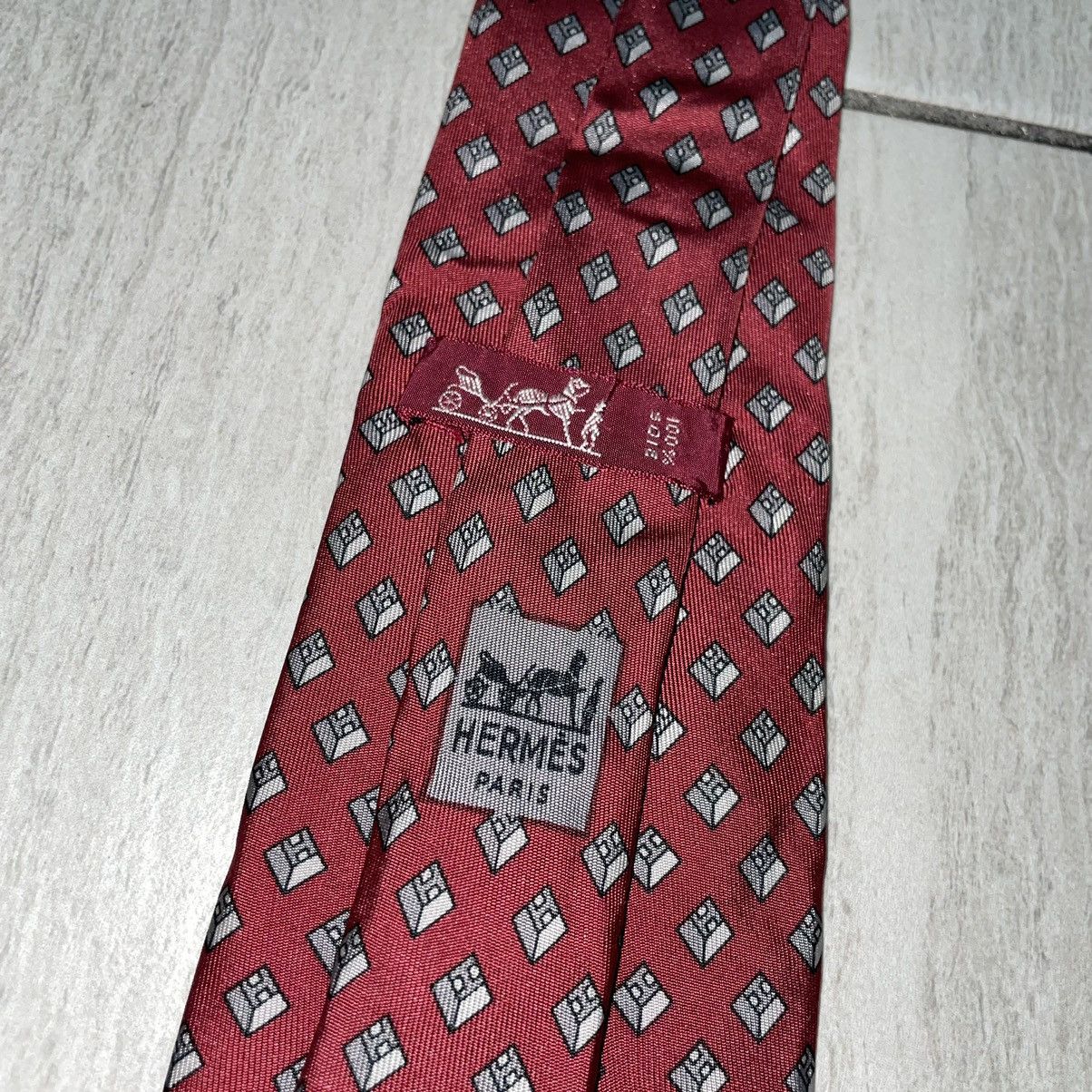 Hermes Hermes Square Mini H Vintage Tie Size ONE SIZE - 7 Thumbnail