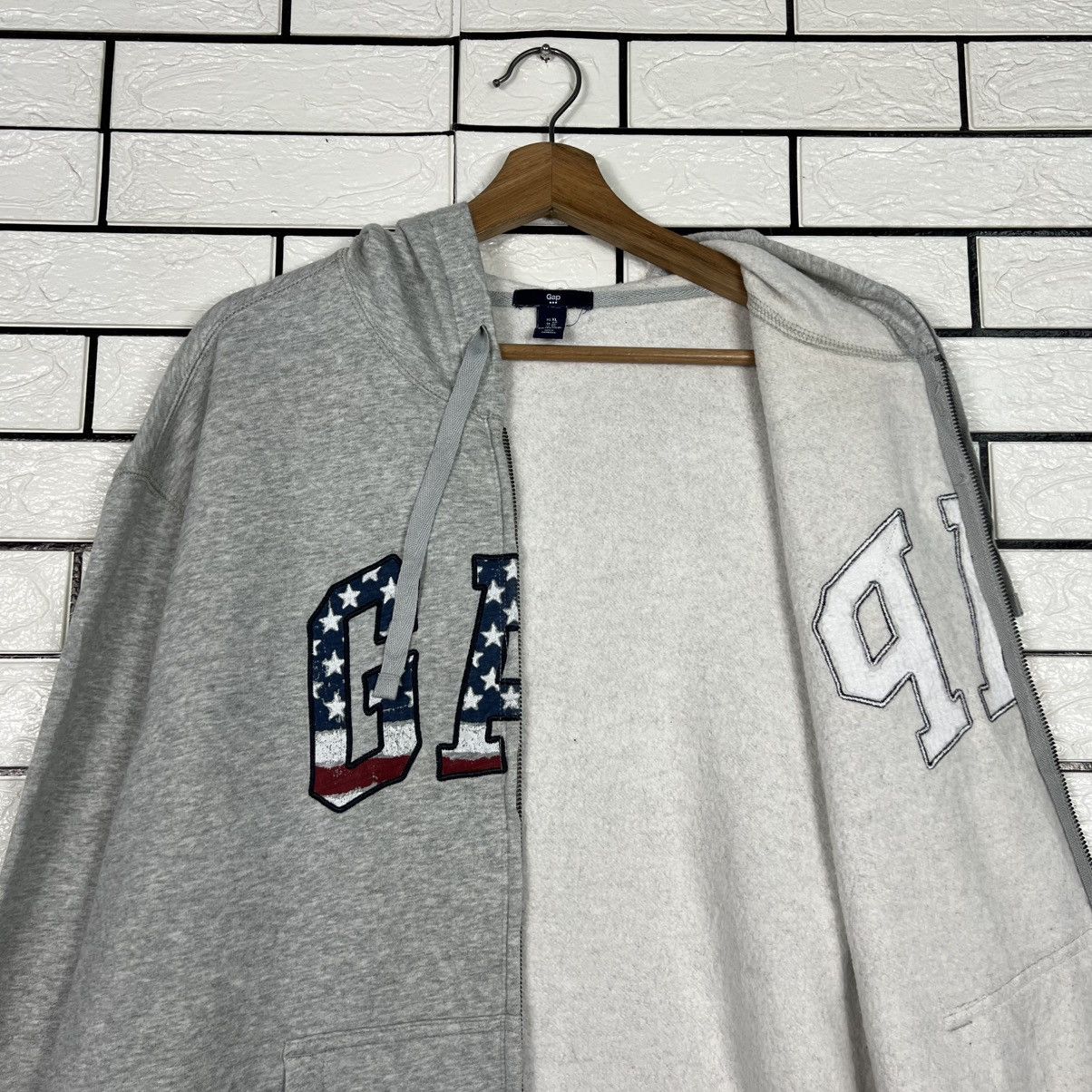 Gap GAP American Flag Big Logo Hoodie Sweatshirt #4309-C195 Size US XL / EU 56 / 4 - 9 Thumbnail