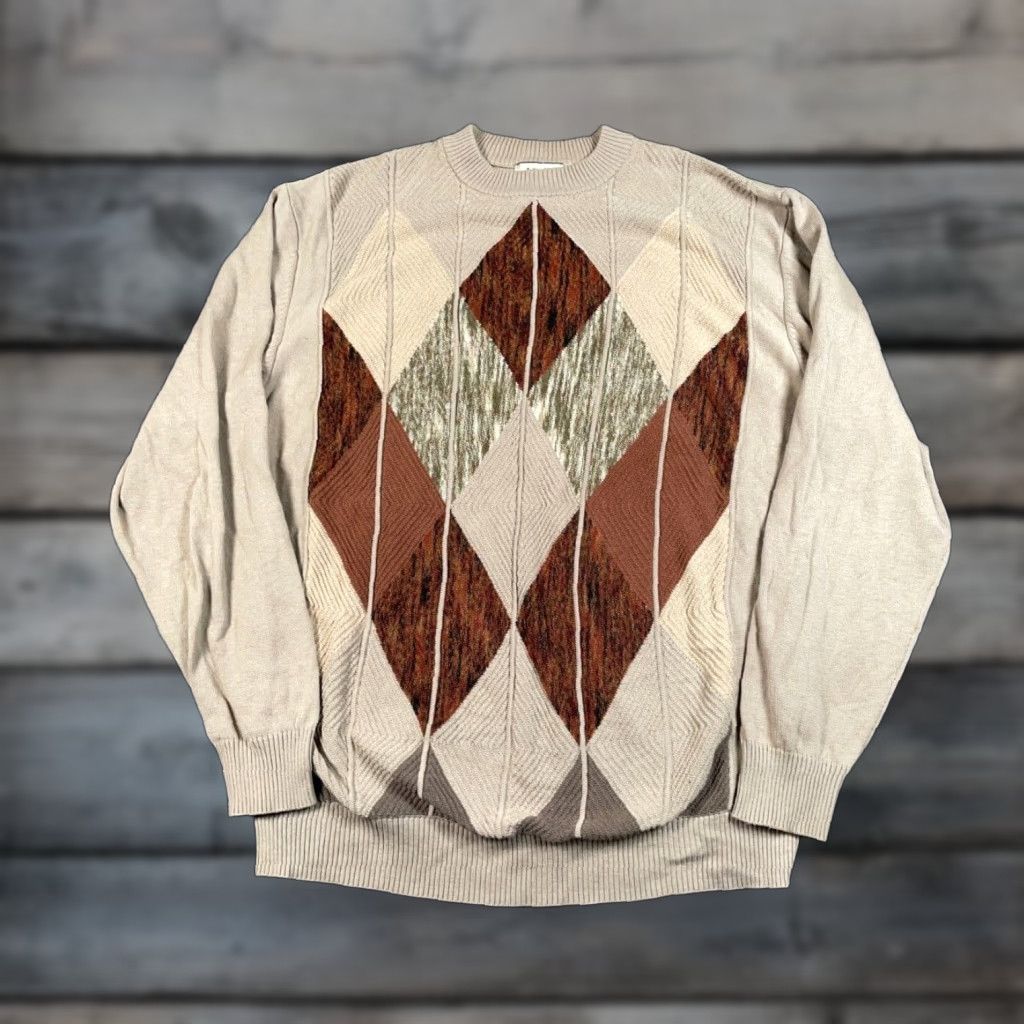 Vintage VINTAGE Tagio Argyle Diamond Pattern Sweater Adult Large Beige Lightweight Crew Neck 90s Mens Size US L / EU 52-54 / 3 - 1 Thumbnail