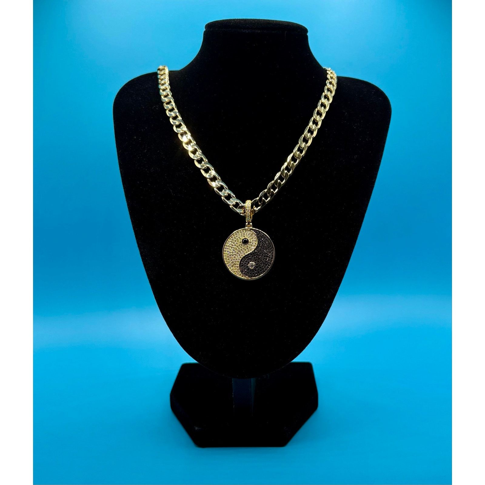Jewelry NEW Moissanite Ying Yang Pendant & 24" Cuban - Vermeil over Size ONE SIZE - 3 Thumbnail
