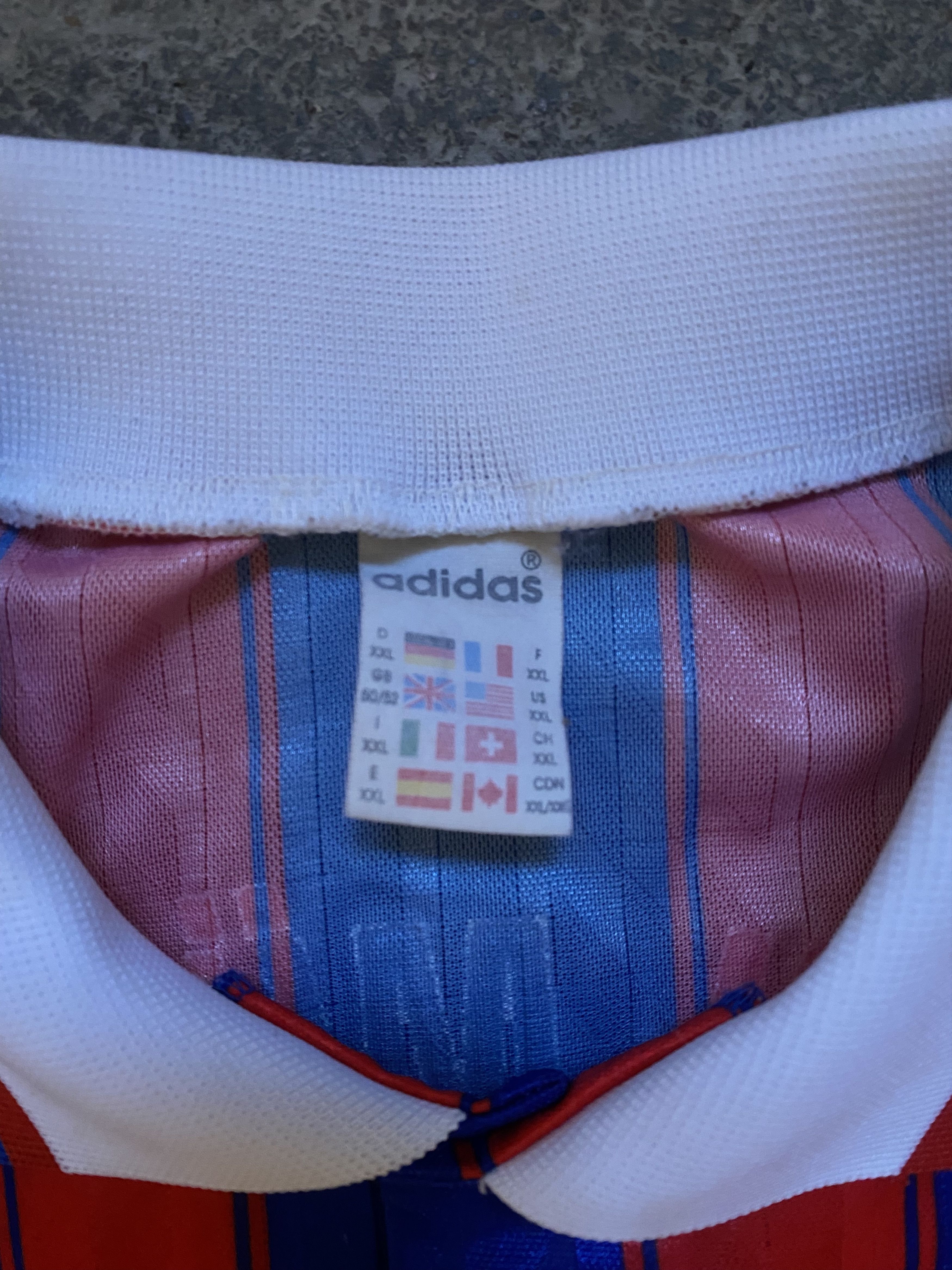 Other Vintage Bayern Soccer Jersey 95/97 season Size US XL / EU 56 / 4 - 5 Thumbnail