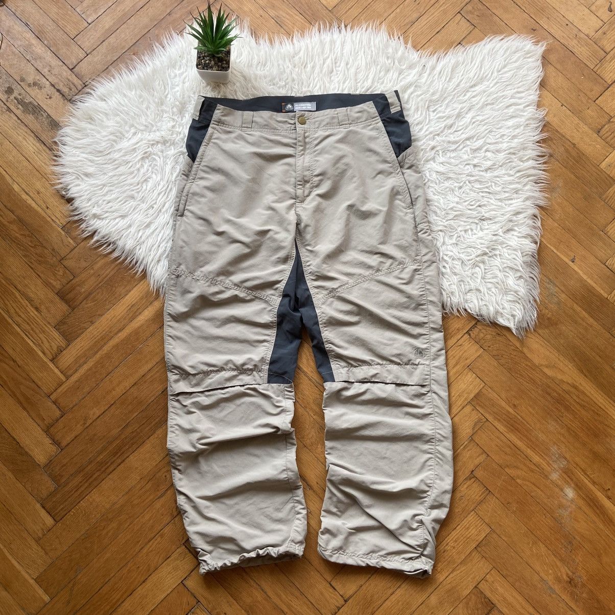 Nike ACG 📌 Vintage Nike ACG Outdoor Y2K Nylon Track Pants Size US 34 / EU 50 - 1 Thumbnail