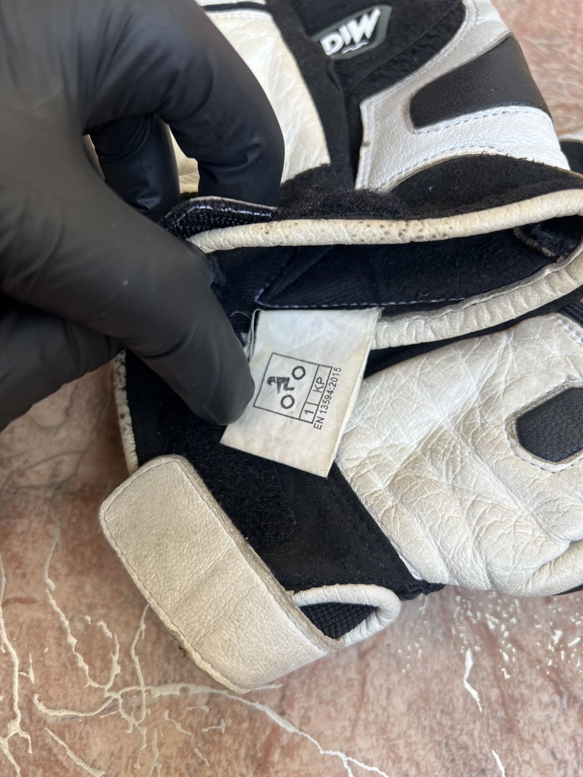 Dainese Vintage Y2K Dainese punk rock biker moto gloves leather