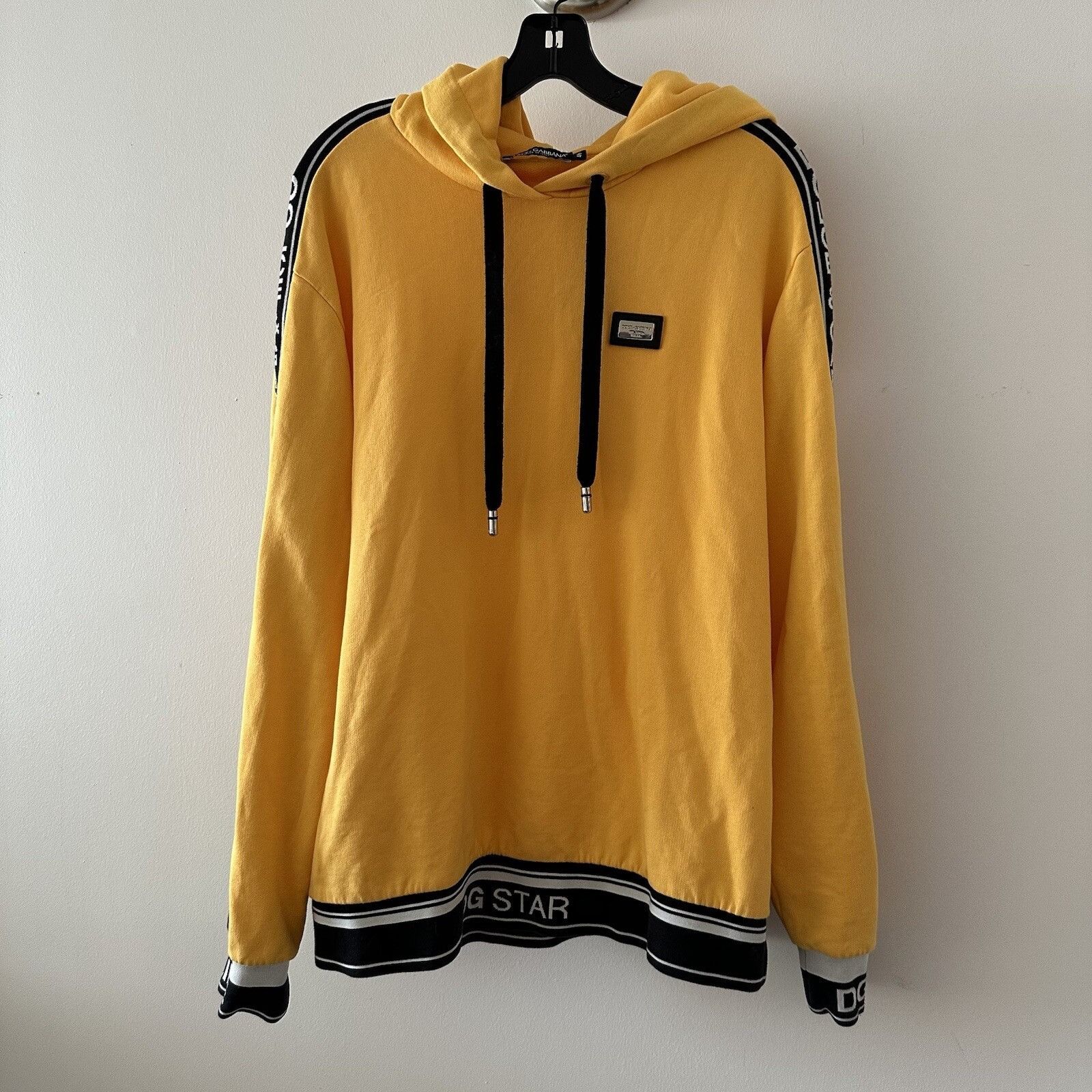 Dolce & Gabbana Dolce&Gabbana Hoodie Yellow Love Is Black Sz 46 IT 10 US DG Size US XL / EU 56 / 4 - 2 Thumbnail