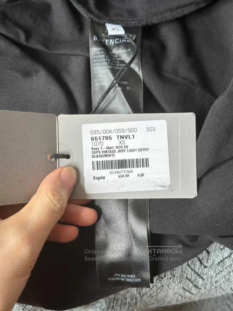 Balenciaga Balenciaga Distressed Logo Short Sleeve. Size US XS / EU 42 / 0 - 3 Thumbnail