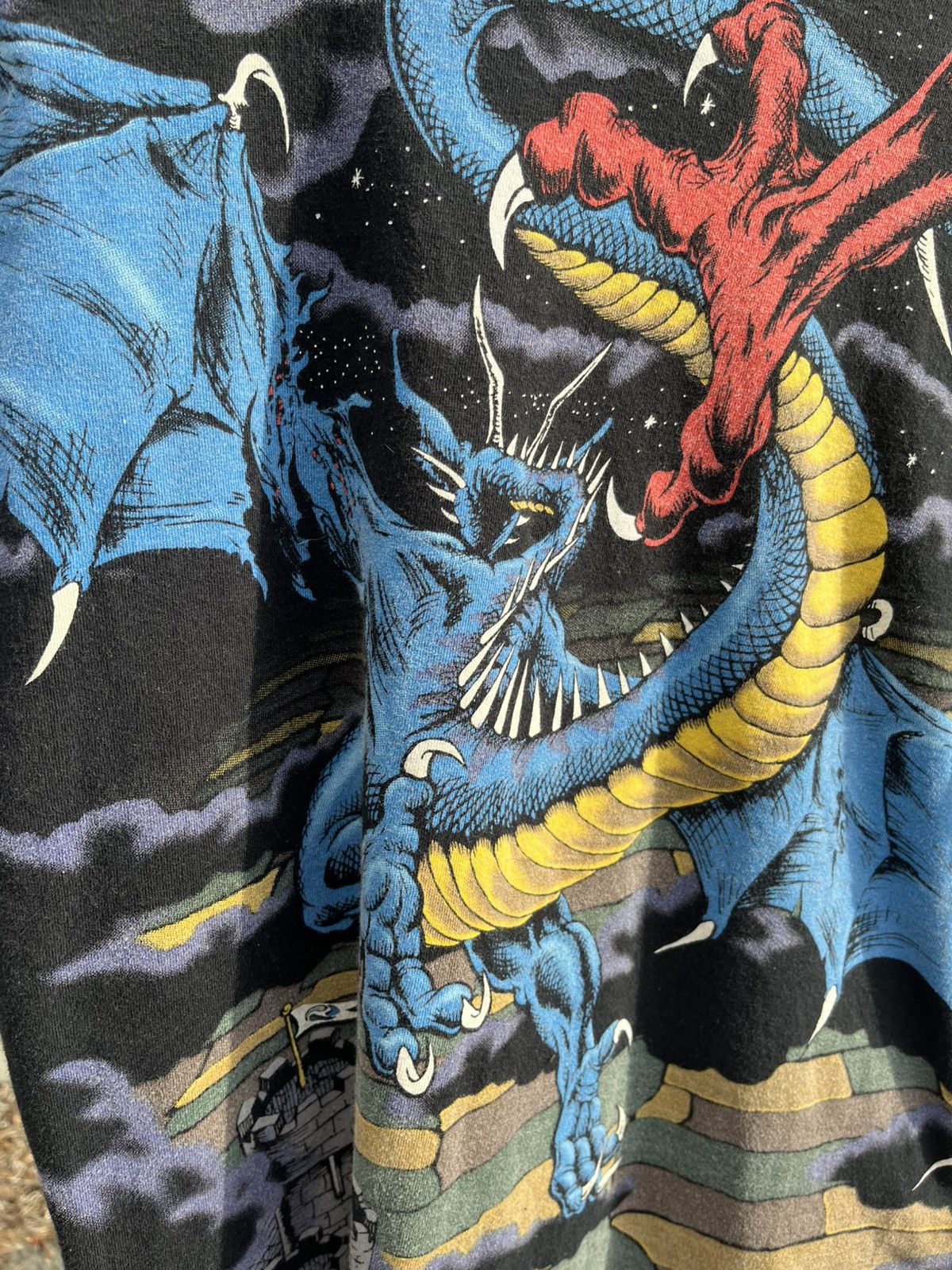 Liquid Blue Liquid blue ETERNAL DRAGONS all over print tshirt Size US L / EU 52-54 / 3 - 7 Thumbnail