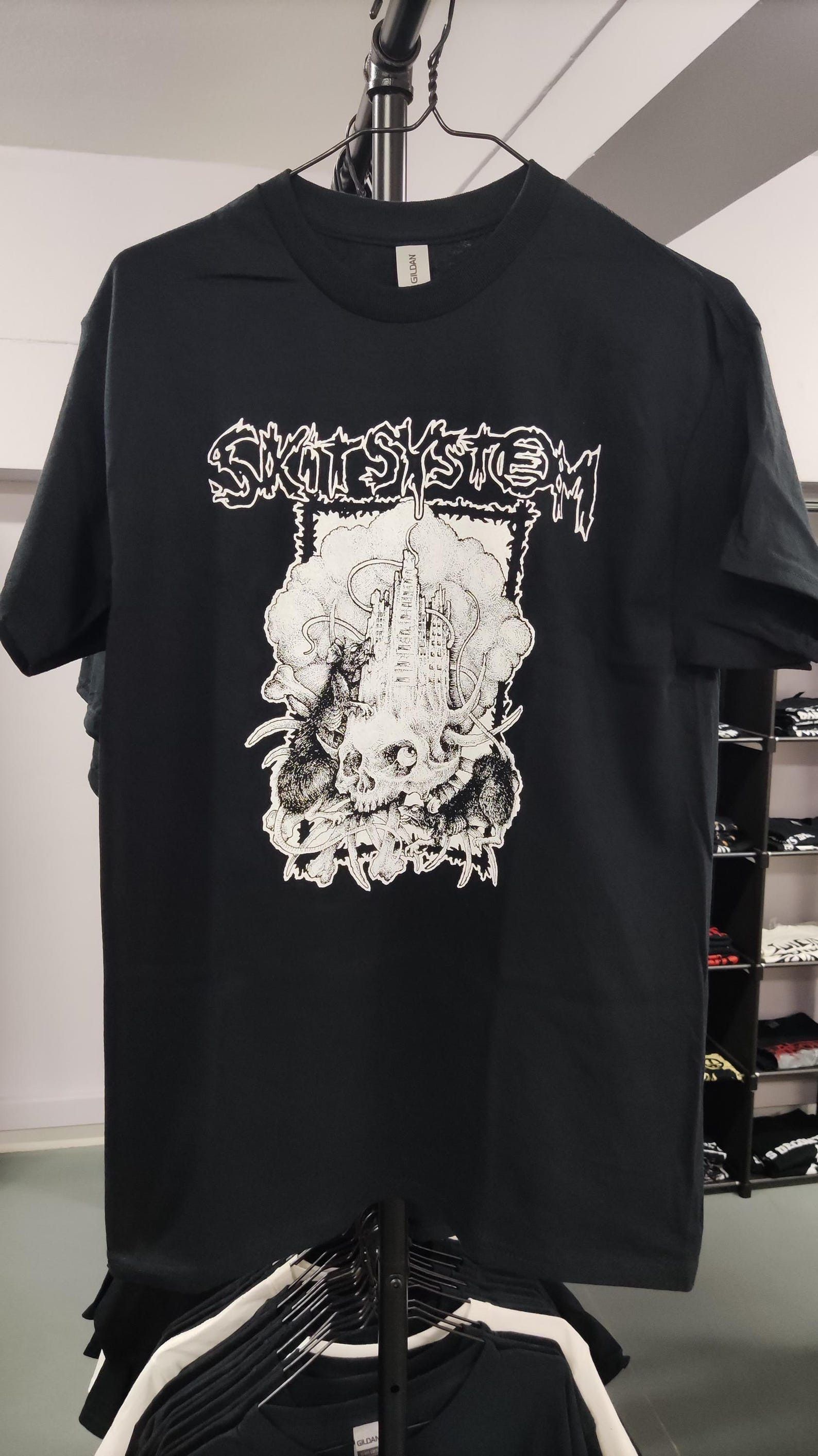 Gildan SKITSYSTEM Pestens Tid Punk Rock T-shirts Size US M / EU 48-50 / 2 - 1 Thumbnail