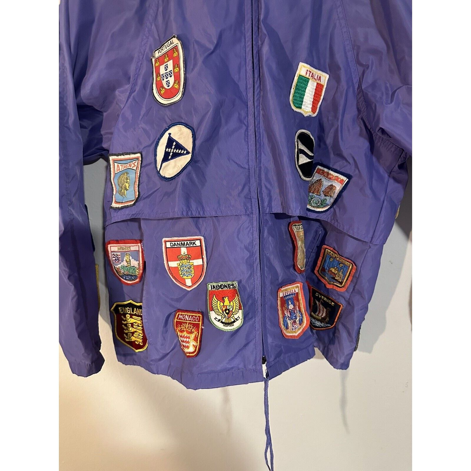 Eddie Bauer Vintage Women's Eddie Bauer Windbreaker Collectible Patches Size S / US 4 / IT 40 - 3 Thumbnail