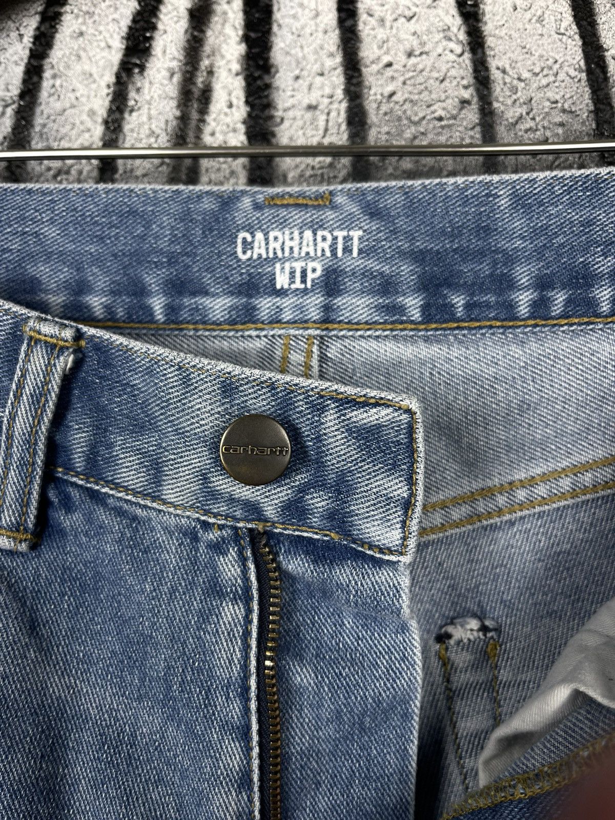 Carhartt Wip Carhartt WIP Pontiac Pant Men’s Jeans Size W29 L32 Size US 29 - 7 Thumbnail