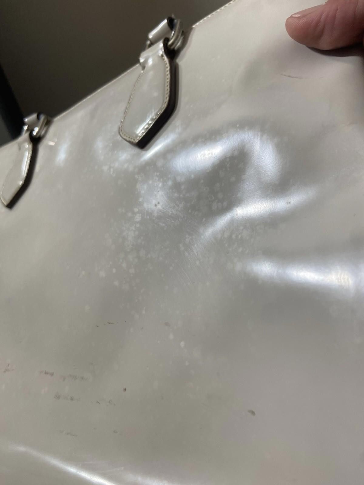 Prada Prada Spazzolato Glossy Beige Patent Leather Tote Bag, Read* Size ONE SIZE - 6 Thumbnail
