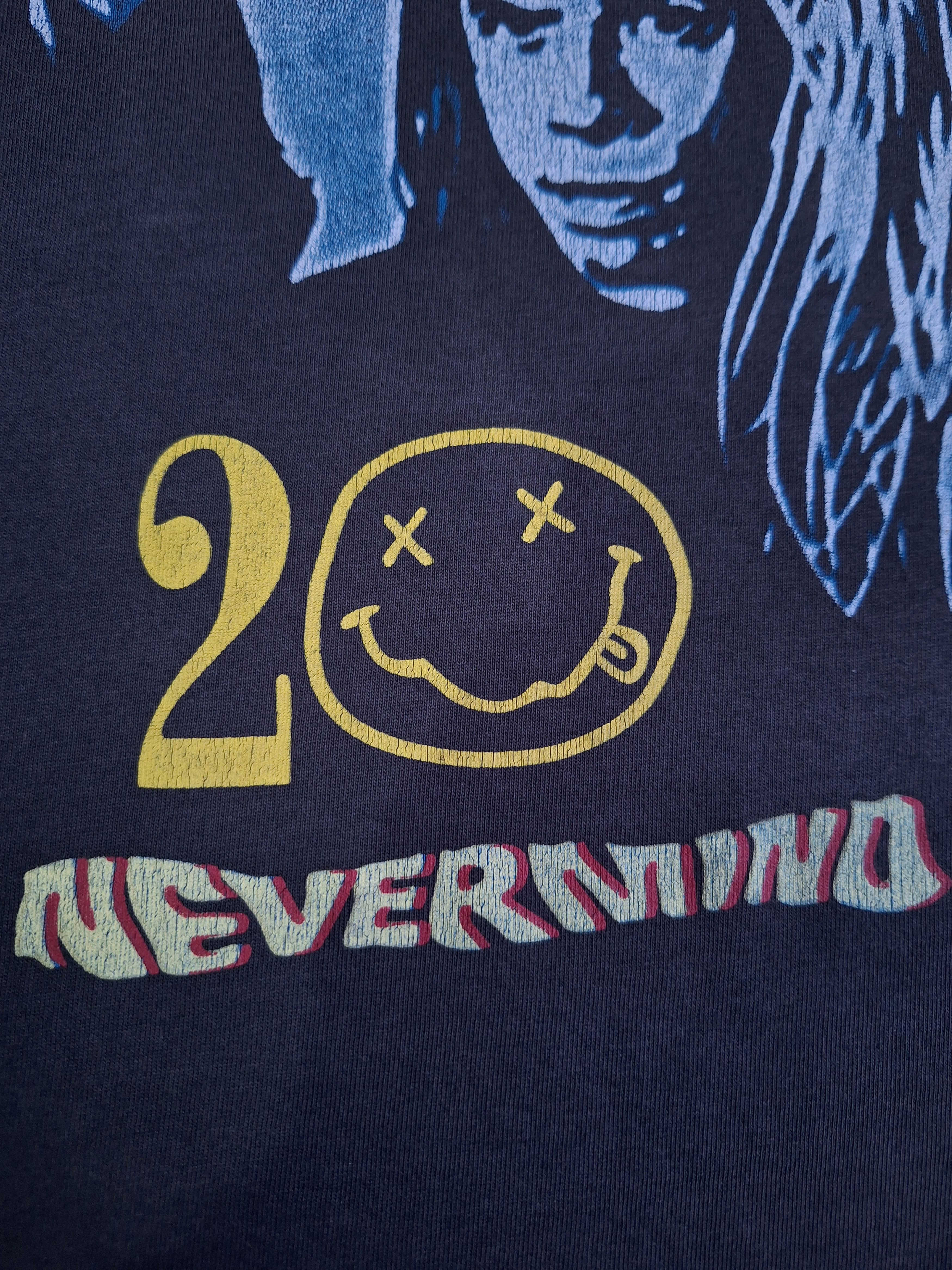 Japanese Brand 🔥RARE🔥 Vintage Nirvana 20th Anniversary nevermind in utero Size US L / EU 52-54 / 3 - 6 Thumbnail