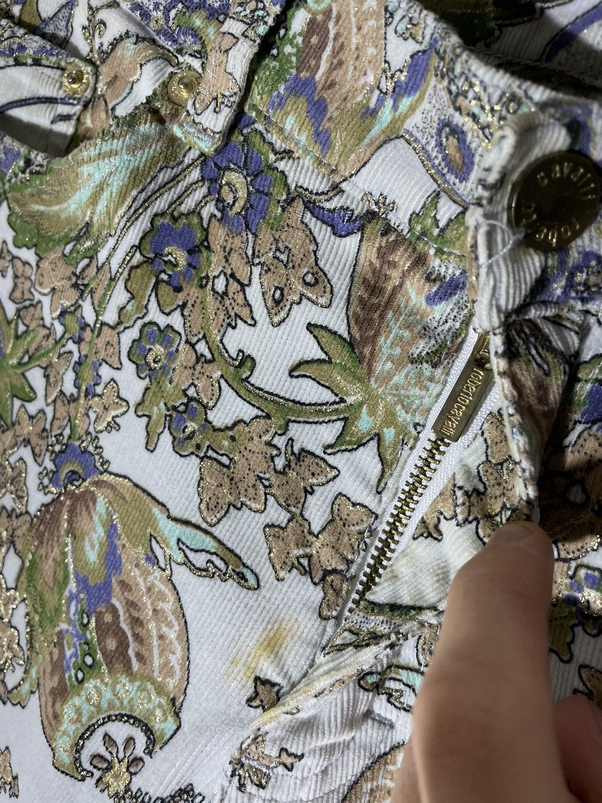 Roberto Cavalli × Vintage Roberto Cavalli velvet floral print vintage pants 90s Size 28" / US 6 / IT 42 - 5 Thumbnail
