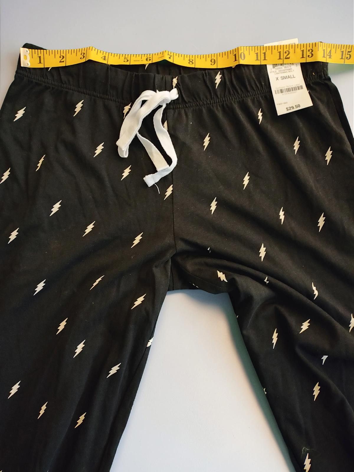 Jennifer Lopez Jenni Intimates Black Lightning Bolt Patterned Leggings Size 26" / US 2 / IT 38 - 4 Thumbnail
