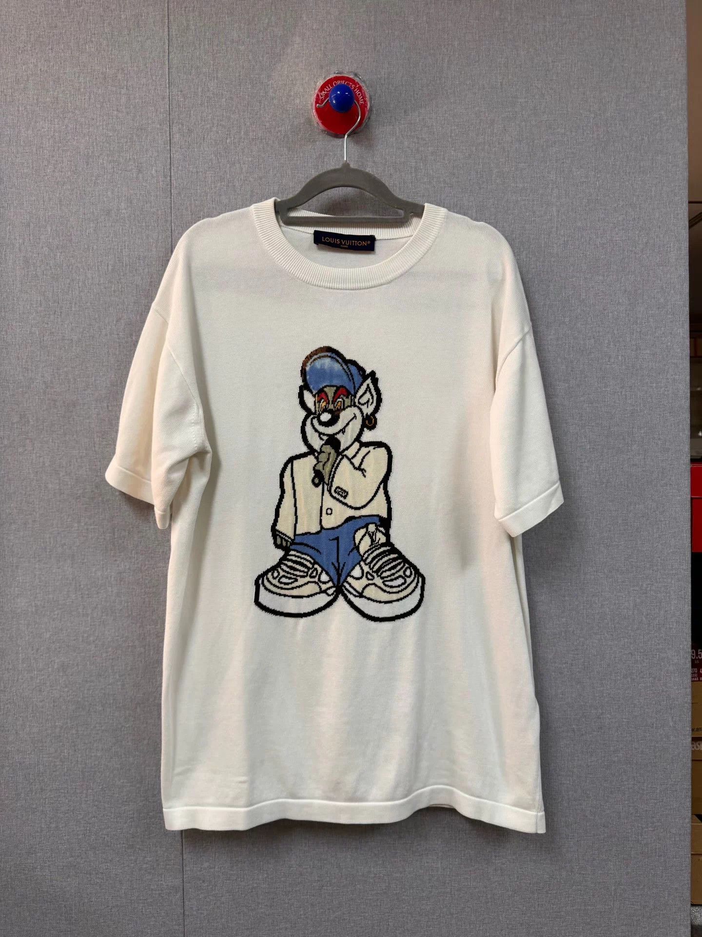 Louis Vuitton LV singing wolfman short sleeve tee M slight color fade Size US M / EU 48-50 / 2 - 1 Thumbnail