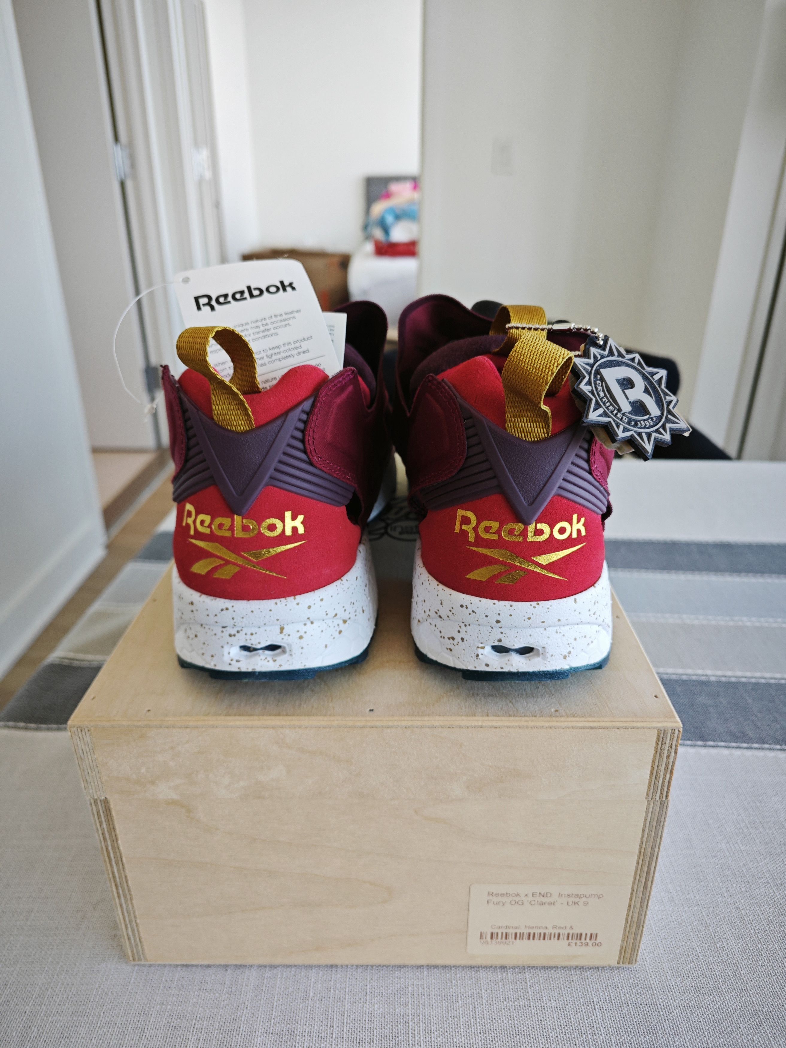 Reebok BRAND NEW! END x Reebok Insta Pump Fury “Claret” Special Box Size US 10 / EU 43 - 9 Thumbnail