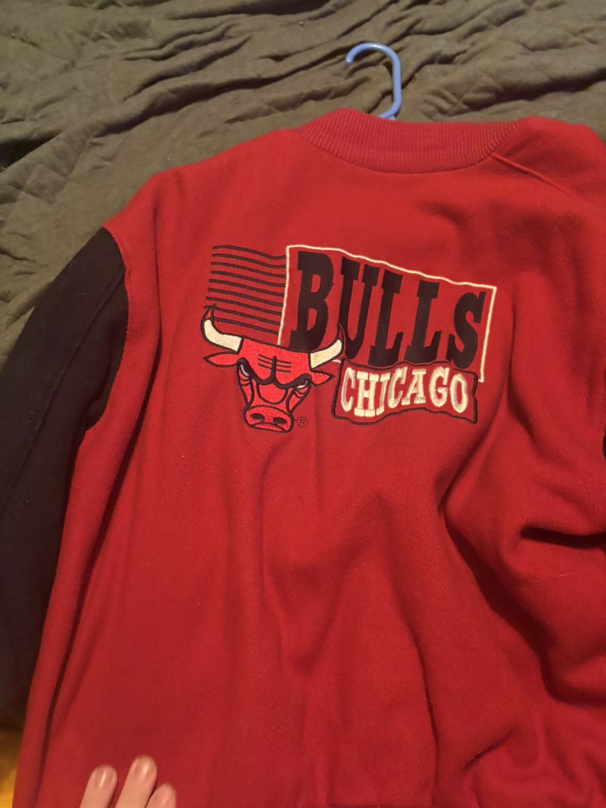 NBA Vintage chicago bull jacket Size US XL / EU 56 / 4 - 2 Thumbnail
