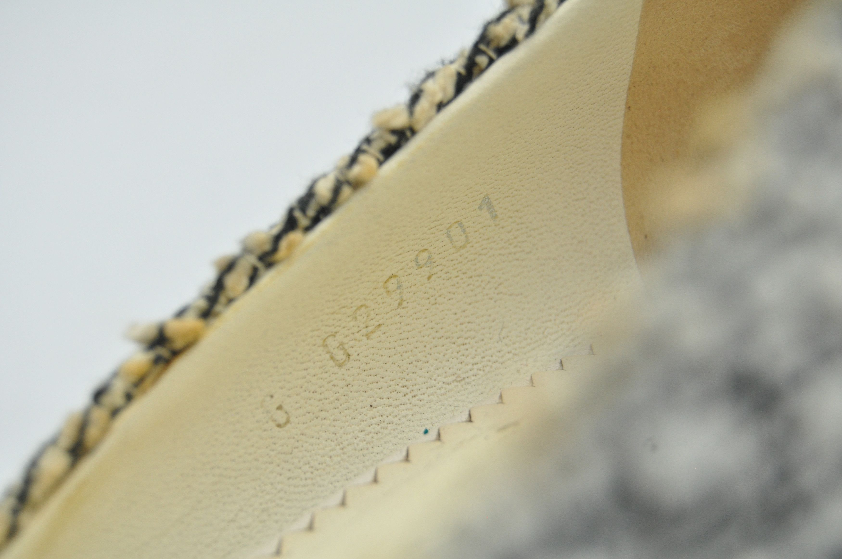 Chanel Chanel - Toe Cap Tweed Pumps Size US 5.5 / IT 35.5 - 12 Thumbnail