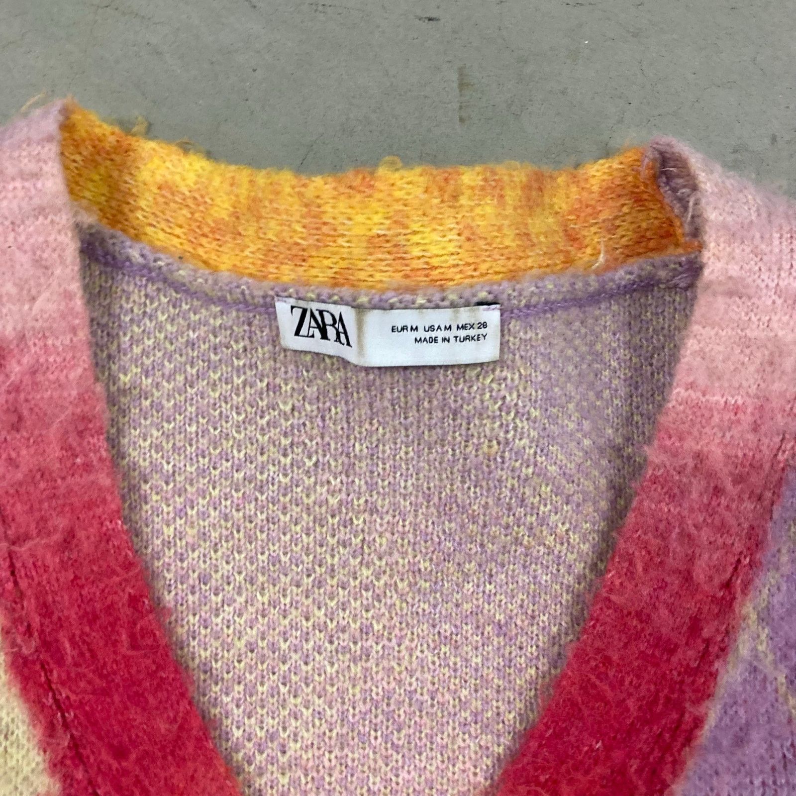 Vintage × Zara vintage y2k patterned Zara cardigan sweater Size US M / EU 48-50 / 2 - 4 Thumbnail