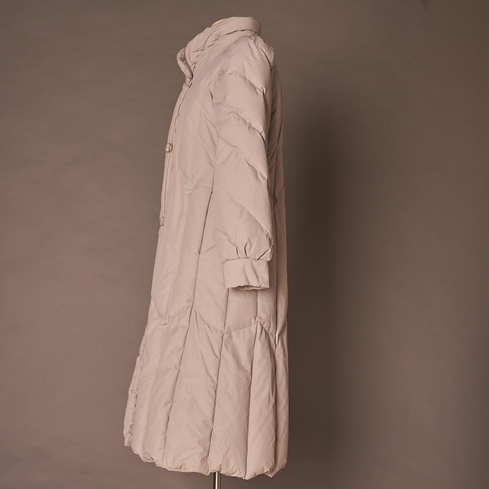 Vintage 1980s Vintage J. Gallery Down Quilted Long Gray Coat Size XS / US 0-2 / IT 36-38 - 2 Thumbnail