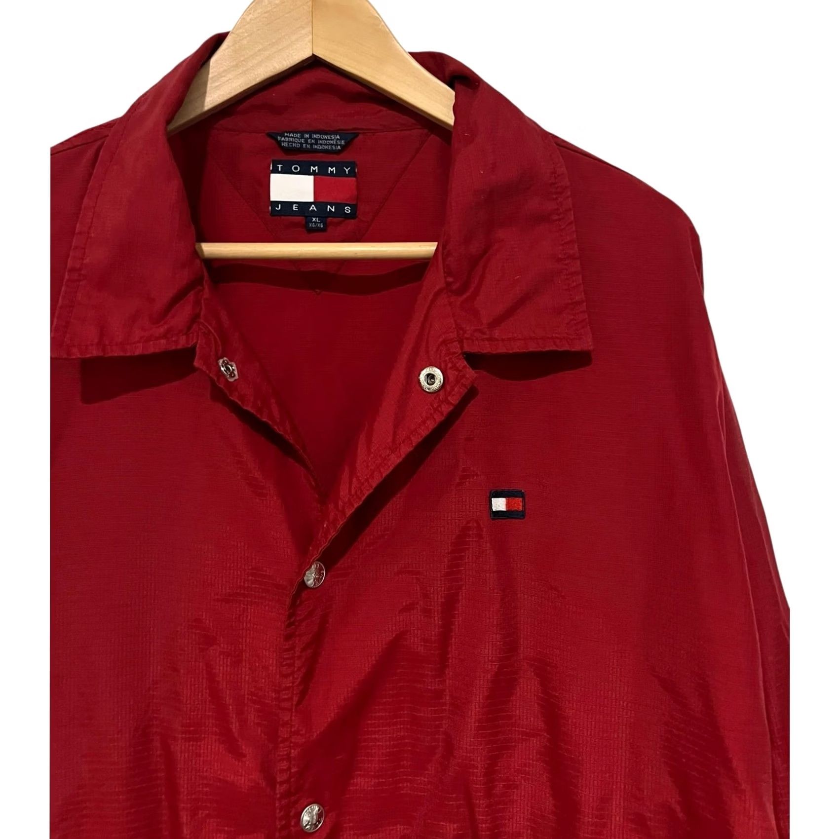 Tommy Hilfiger VINTAGE Tommy Hilfiger Windbreaker Jacket XL Red Plaid Nylon Snap Logo 90s Hip Hop Classic Mens Windbreaker Size US XL / EU 56 / 4 - 2 Thumbnail