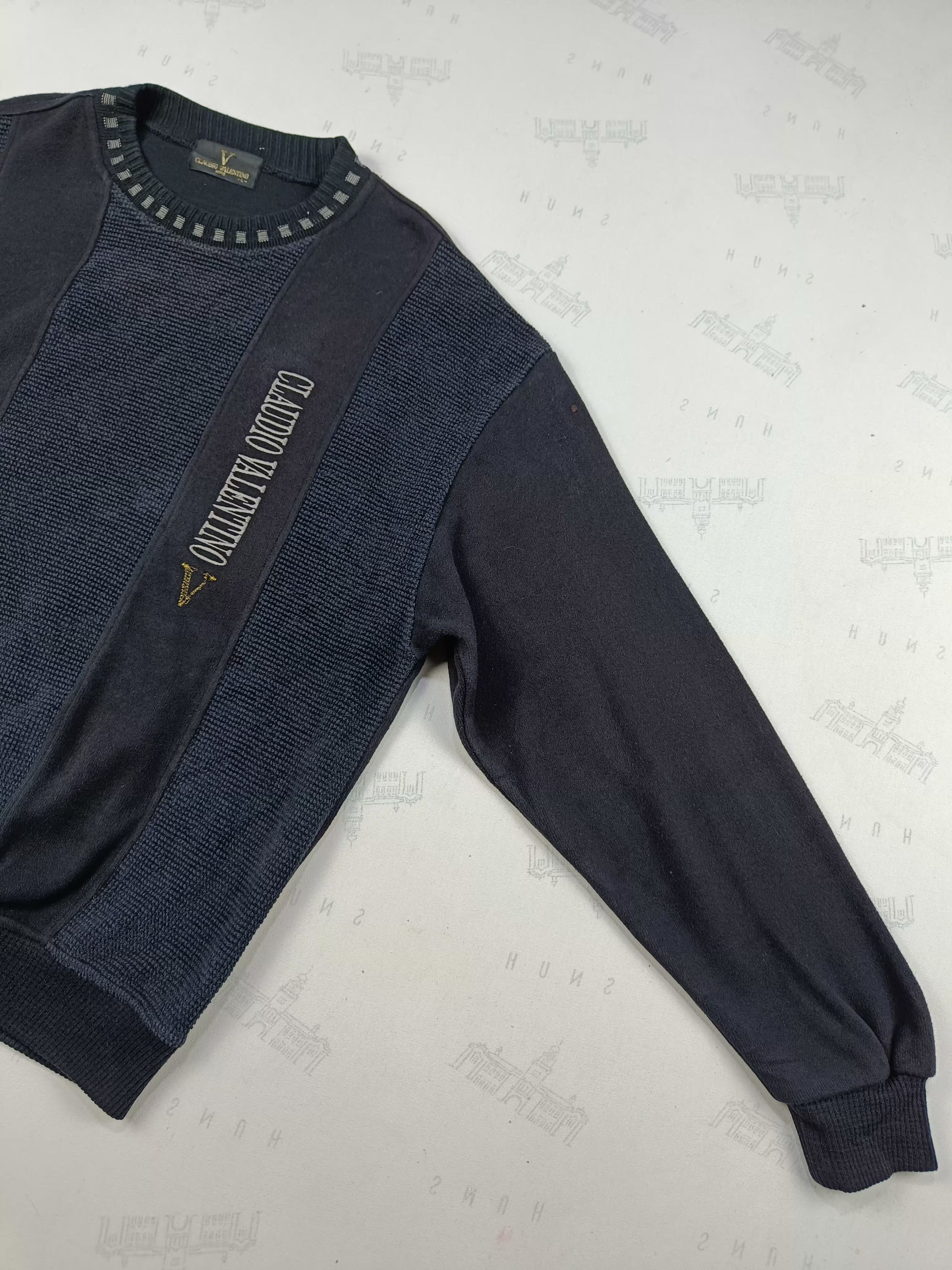 Valentino Vintage CLAUDIO VALENTINO PARIS Pull Over Sweatshirt Size US L / EU 52-54 / 3 - 4 Thumbnail