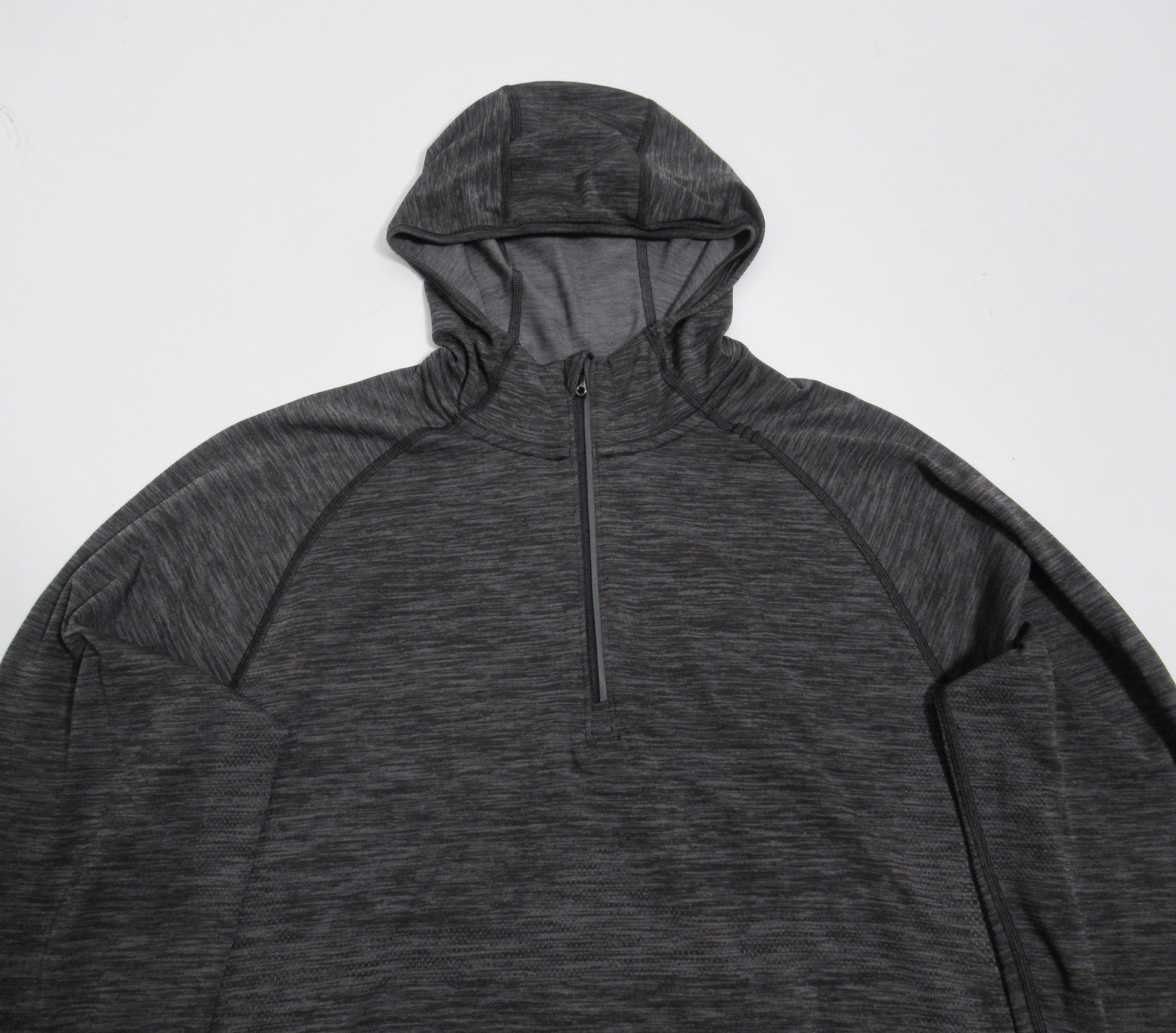 Lululemon Lululemon Metal Vent Tech Hoodie Slate / Black Size M Size US M / EU 48-50 / 2 - 2 Thumbnail